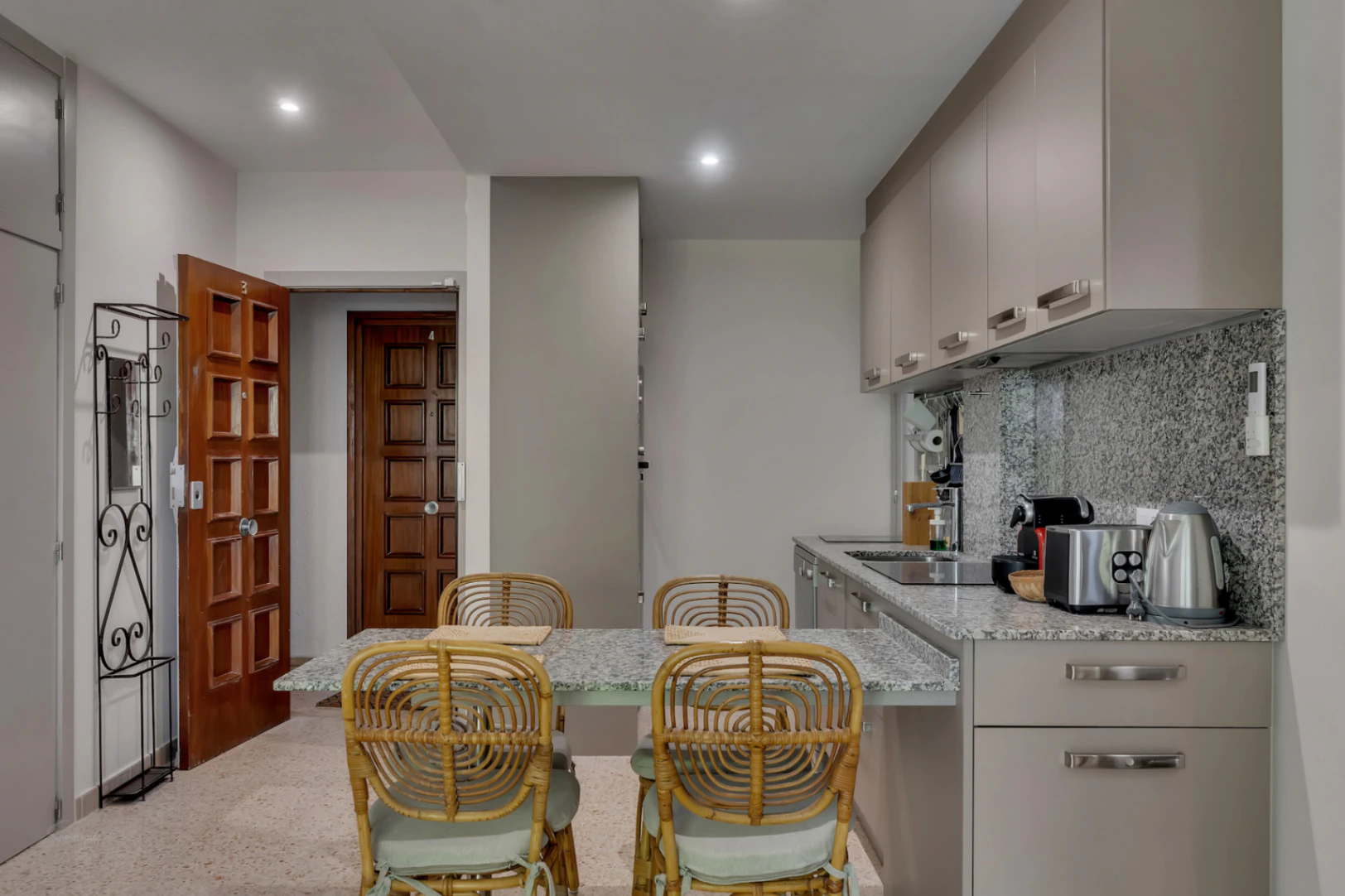 4875 - Apartamento reformado de 2 habitaciones a tan solo 225 metros de la playa