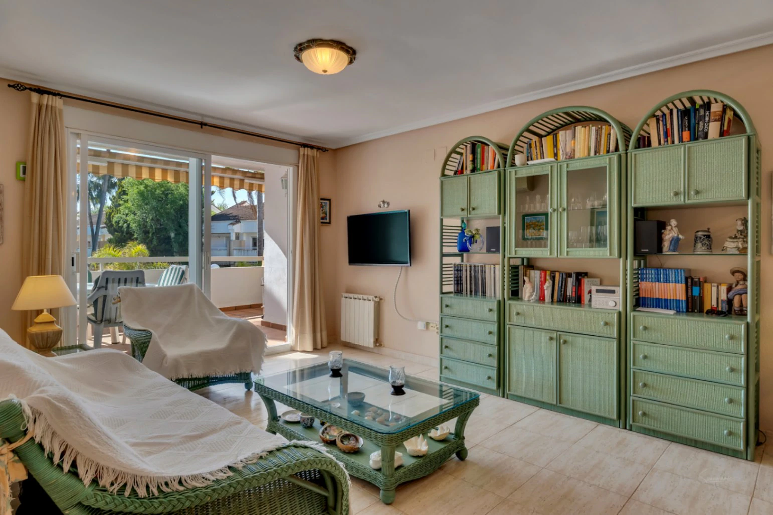 4865 - Apartamento con impresionantes zonas comunes, a escasos metros de la playa ´´El Arenal´´