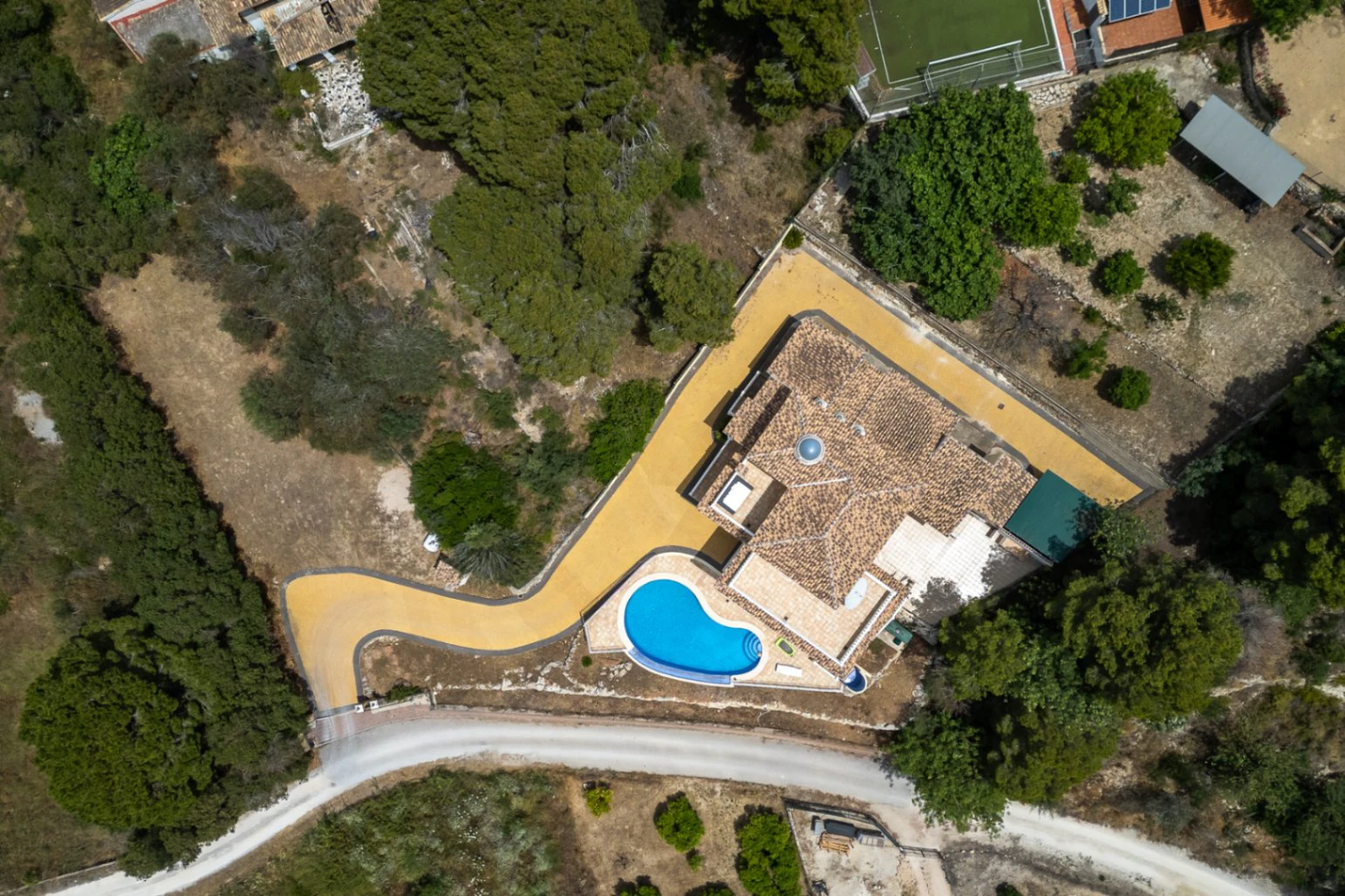 4388 - Villa avec vue dégagée dans un quartier calme à proximité du centre de la ville de Jávea
