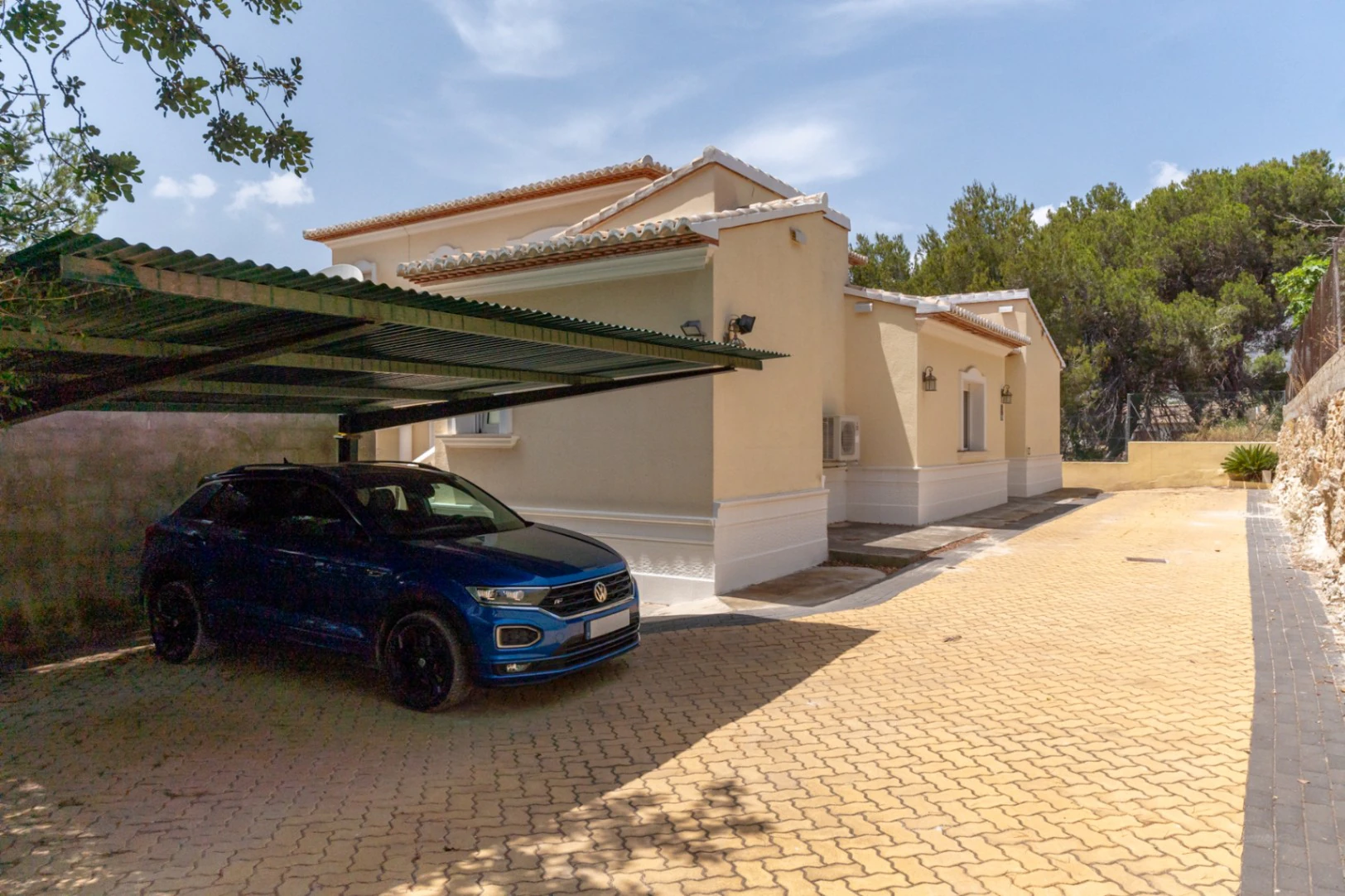 4388 - Villa avec vue dégagée dans un quartier calme à proximité du centre de la ville de Jávea