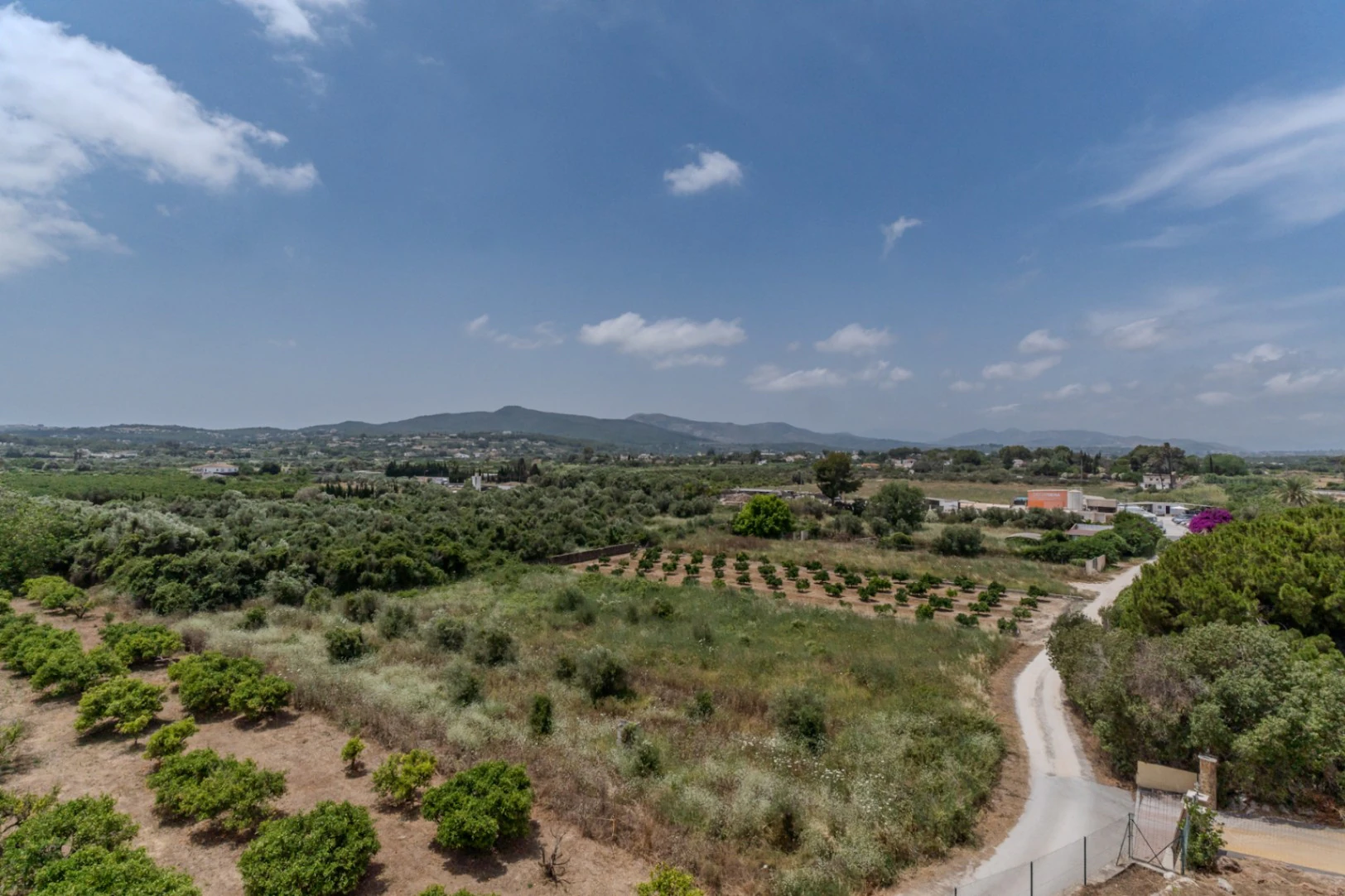 4388 - Villa avec vue dégagée dans un quartier calme à proximité du centre de la ville de Jávea