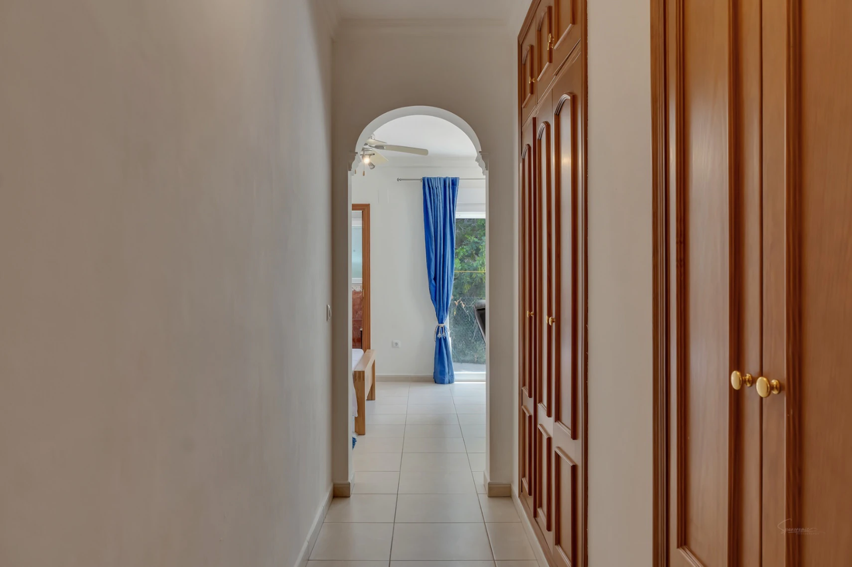4388 - Villa avec vue dégagée dans un quartier calme à proximité du centre de la ville de Jávea