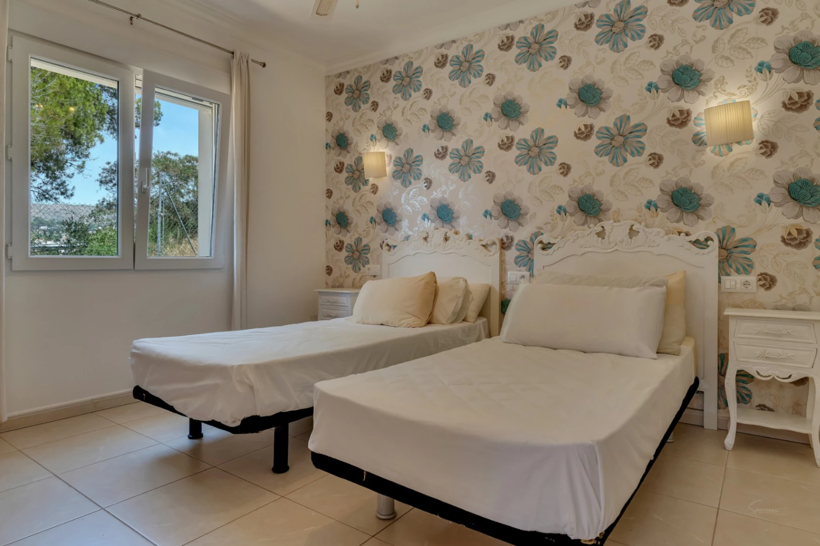 4388 - Villa avec vue dégagée dans un quartier calme à proximité du centre de la ville de Jávea