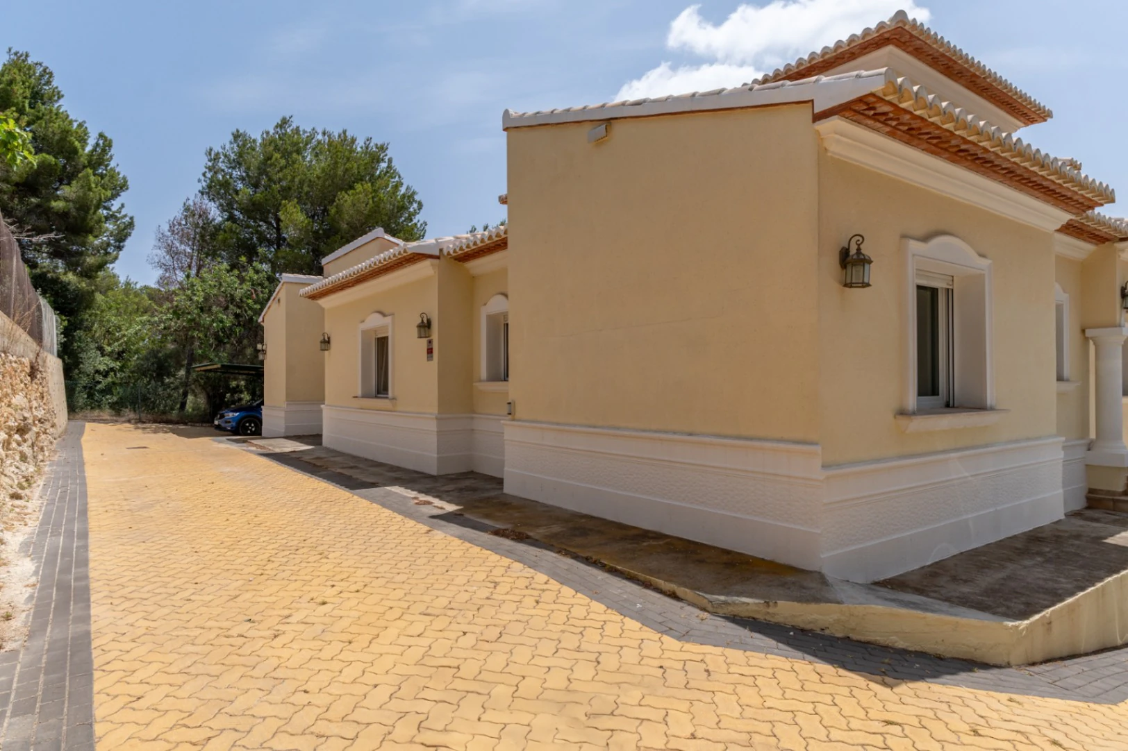 4388 - Villa avec vue dégagée dans un quartier calme à proximité du centre de la ville de Jávea