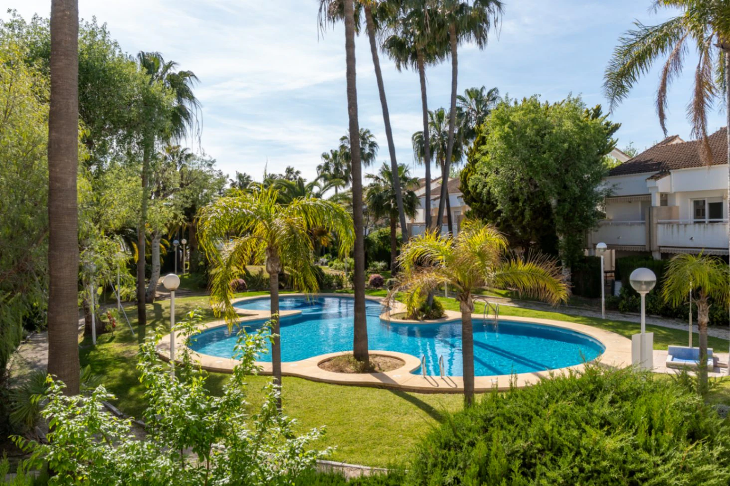 4865 - Apartamento con impresionantes zonas comunes, a escasos metros de la playa ´´El Arenal´´