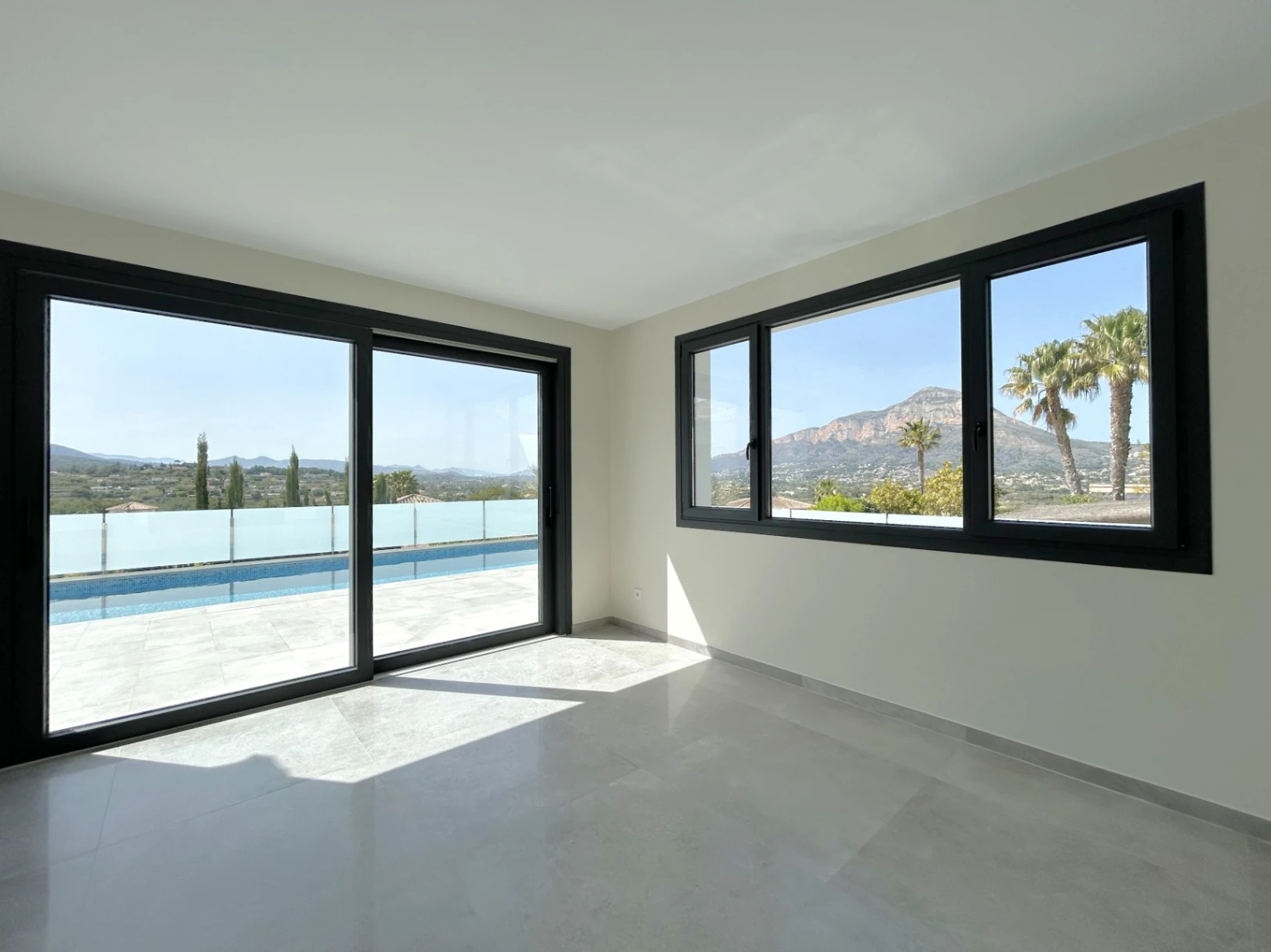 CRLL902908 - Villa for sale in Jávea
