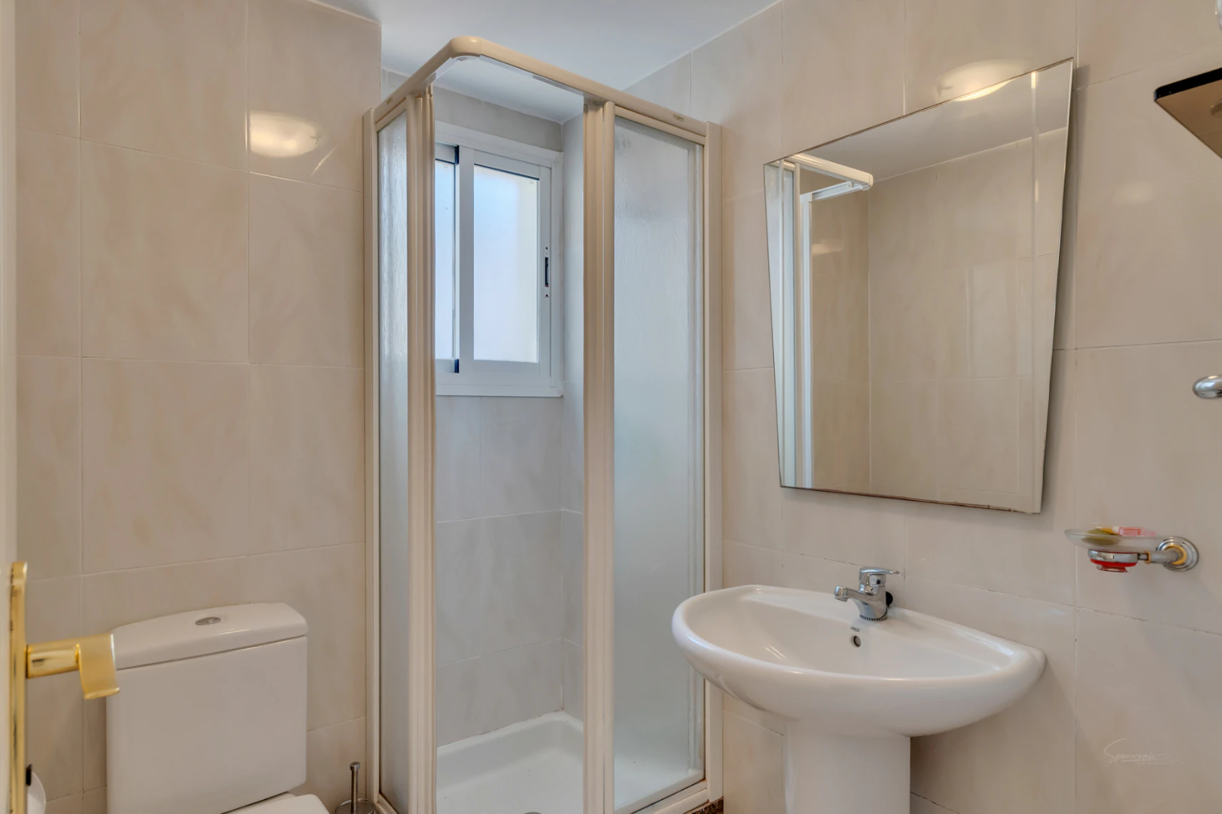 4865 - Apartamento con impresionantes zonas comunes, a escasos metros de la playa ´´El Arenal´´
