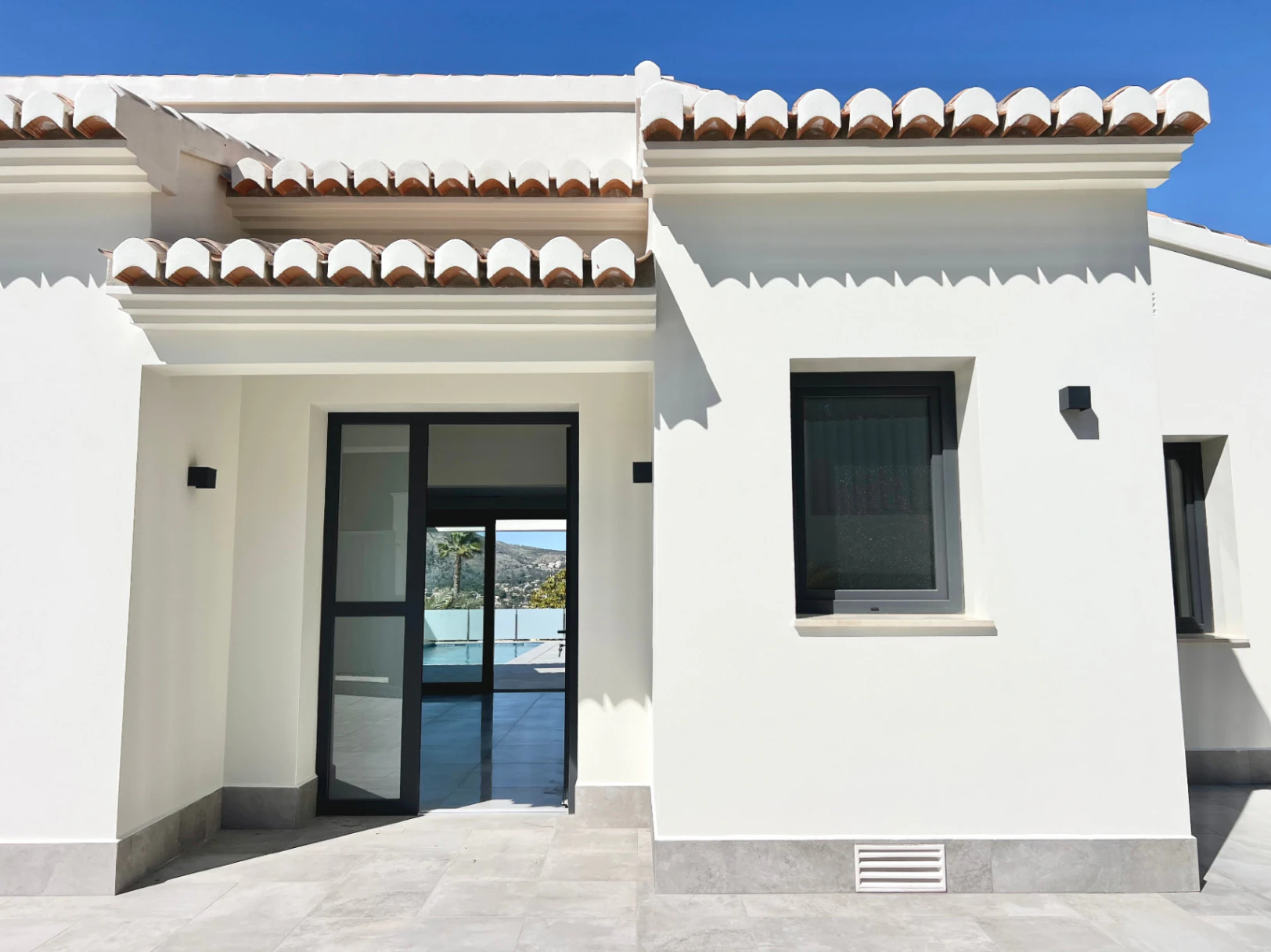 4846 - Villa with stunning open views, recently completed, 2026