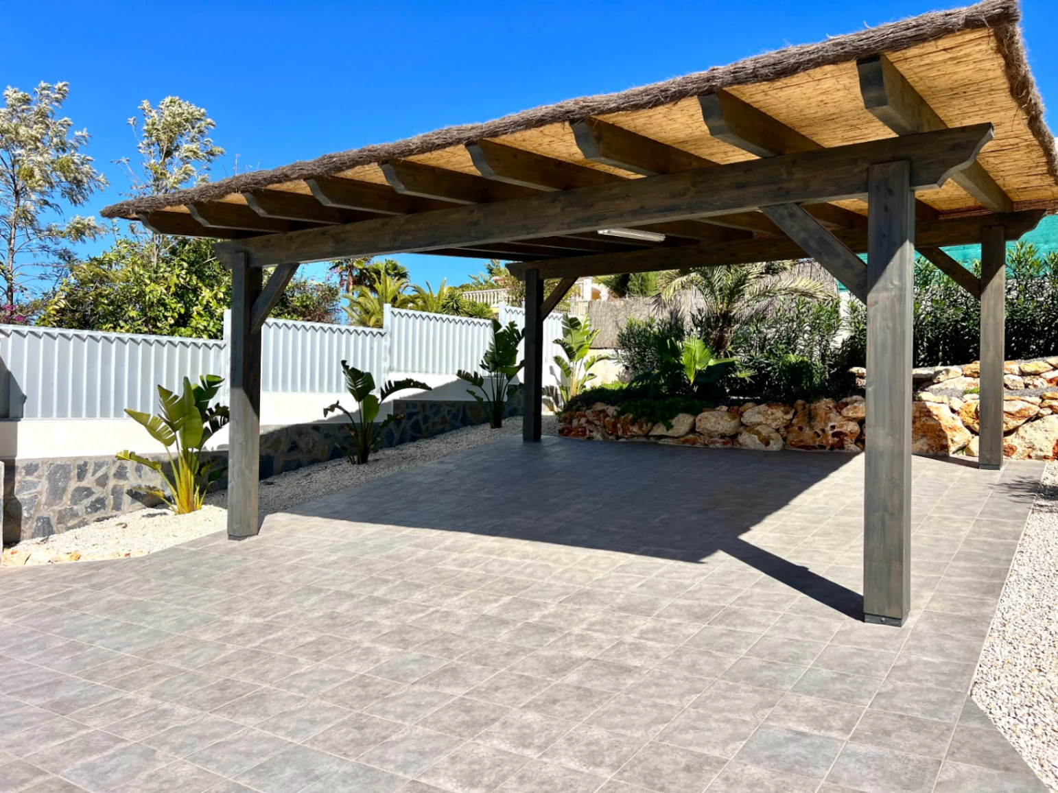 4846 - Villa with stunning open views, recently completed, 2026