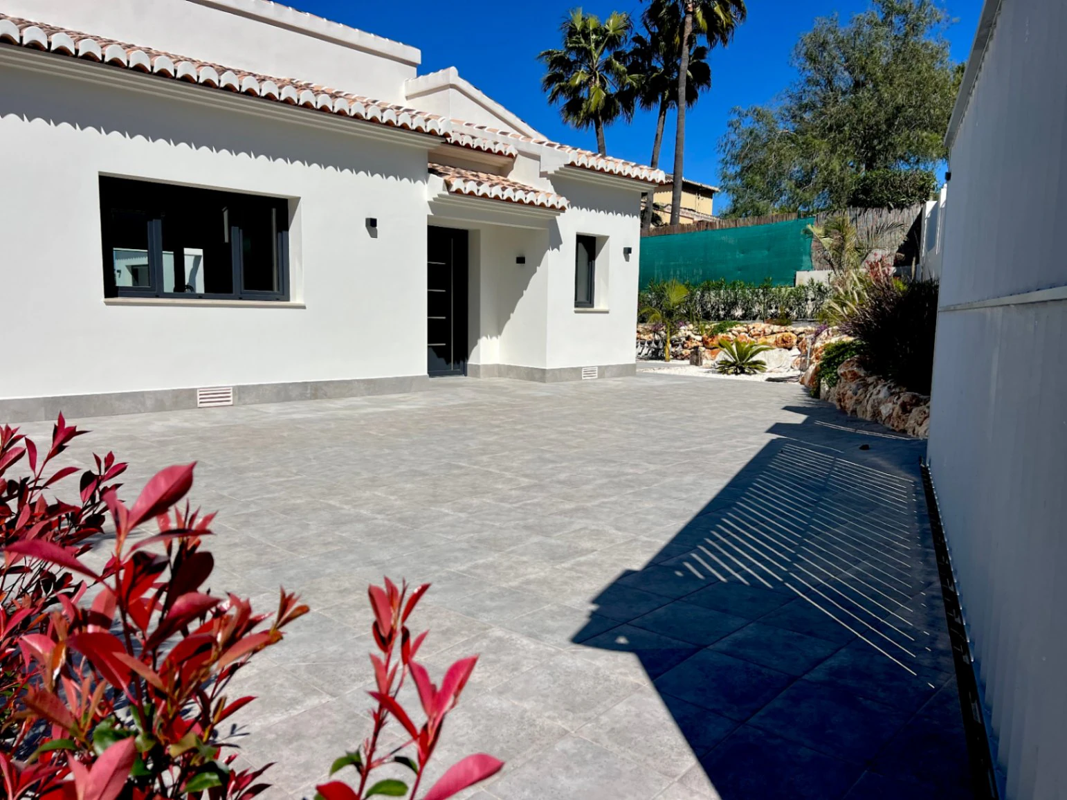 4846 - Villa with stunning open views, recently completed, 2026