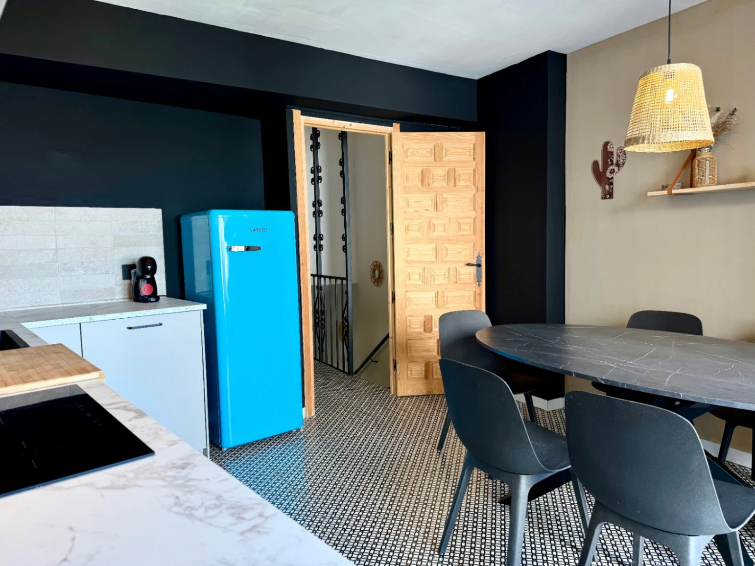 4843 - Bonito apartamento adosado reformado a tan solo 350M de la playa, con gran terraza