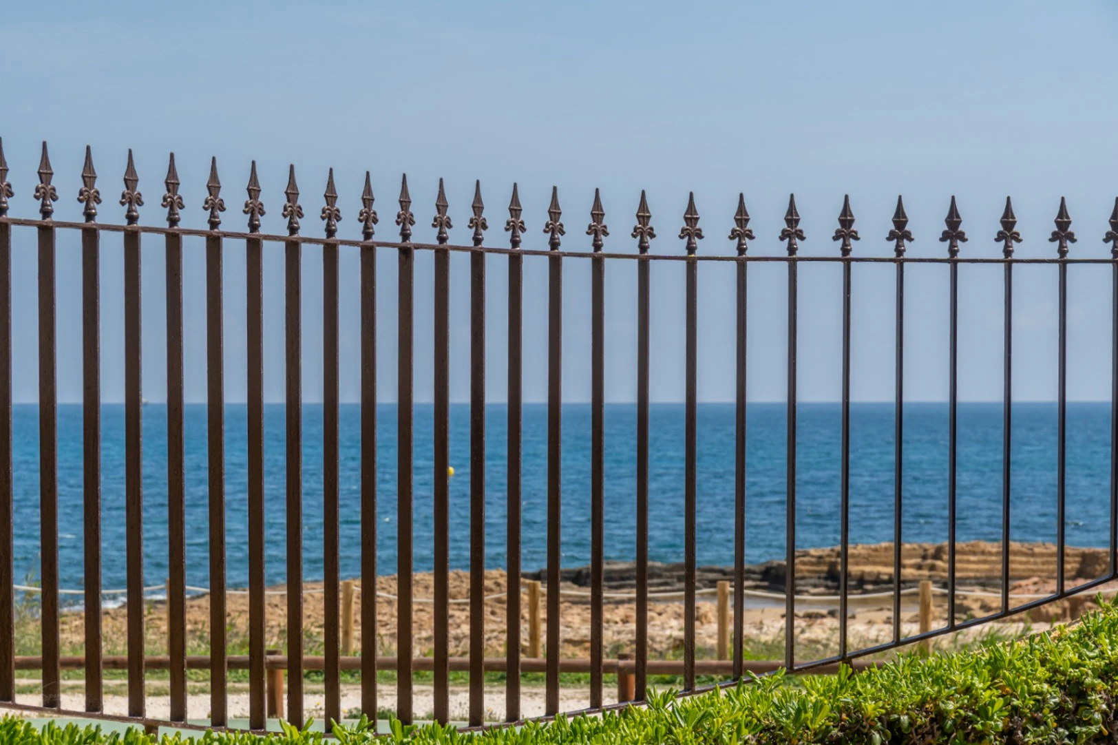 Apartamento primera línea, con vista al mar y piscina en Montañar I Javea