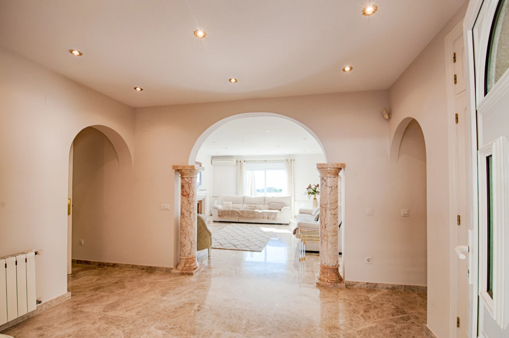 CRMI226006 - Gran villa elegante con vistas al mar en venta en Moraira
