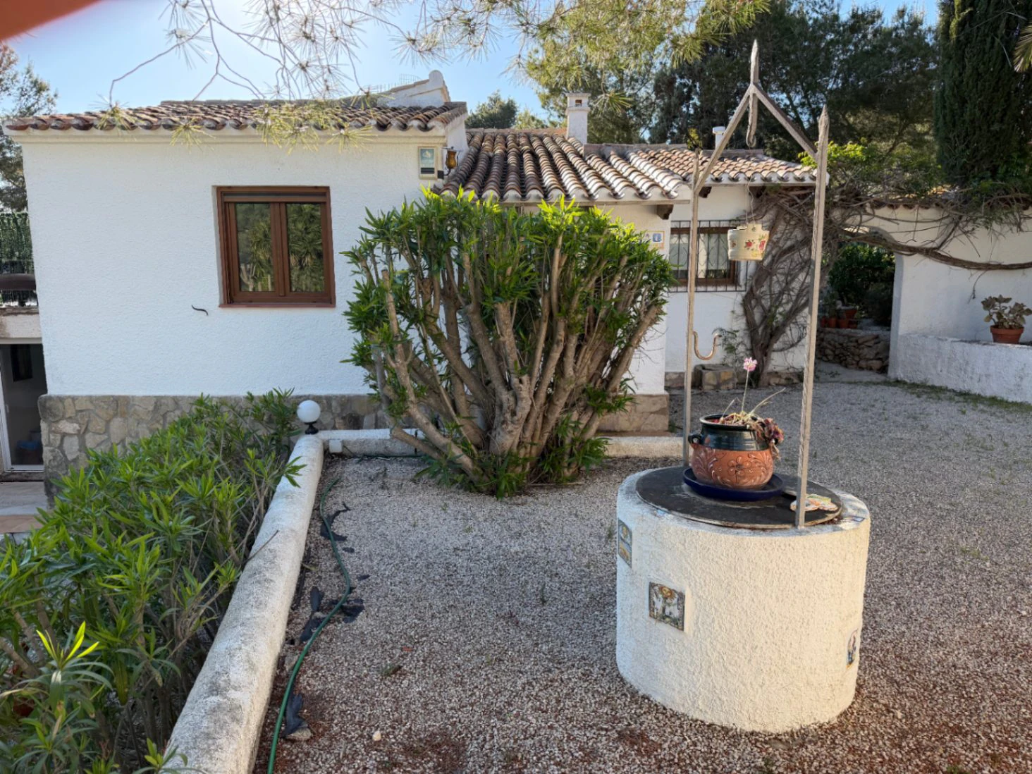 4871 - Villa a la venta en Jávea, vistas al valle, orientada al Sur con piscina