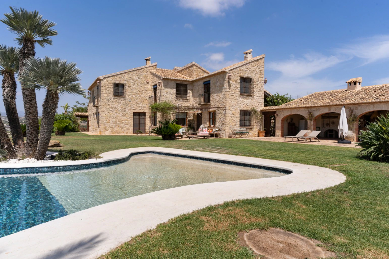 4742 - Espectacular finca con impresionantes vistas y calidad de construcción