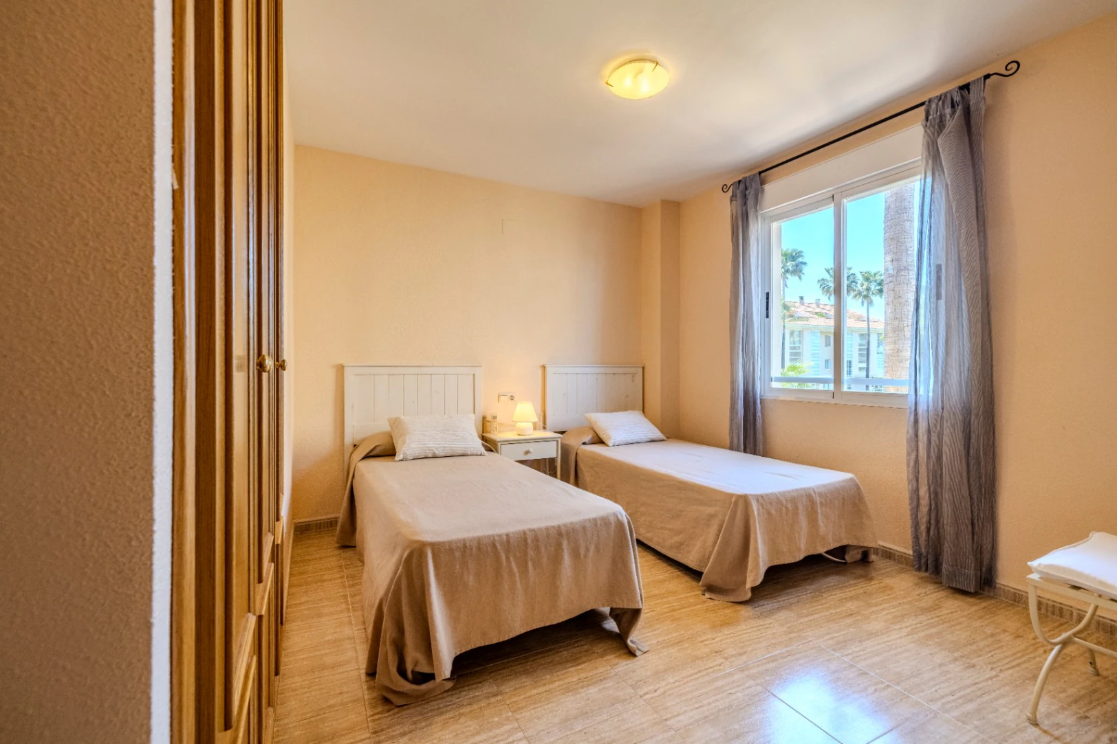 Apartamento de 3 habitaciones en el Arenal, Javea