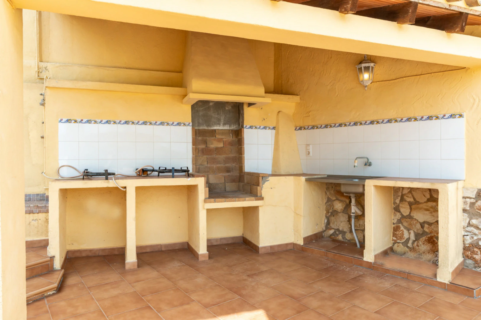 VILLA UBICADA EN UNA TRANQUILA ZONA CON INCREIBLES VISTAS PANORAMICAS