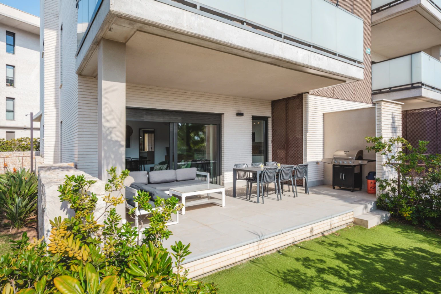 CR1055 - Planta baja con encanto a escasos 350 metros del mar en Jávea