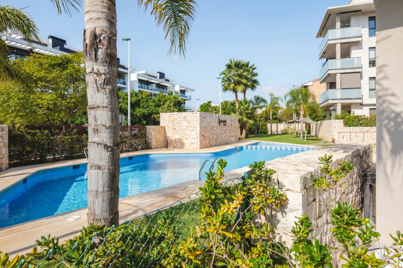 CR1055 - Planta baja con encanto a escasos 350 metros del mar en Jávea
