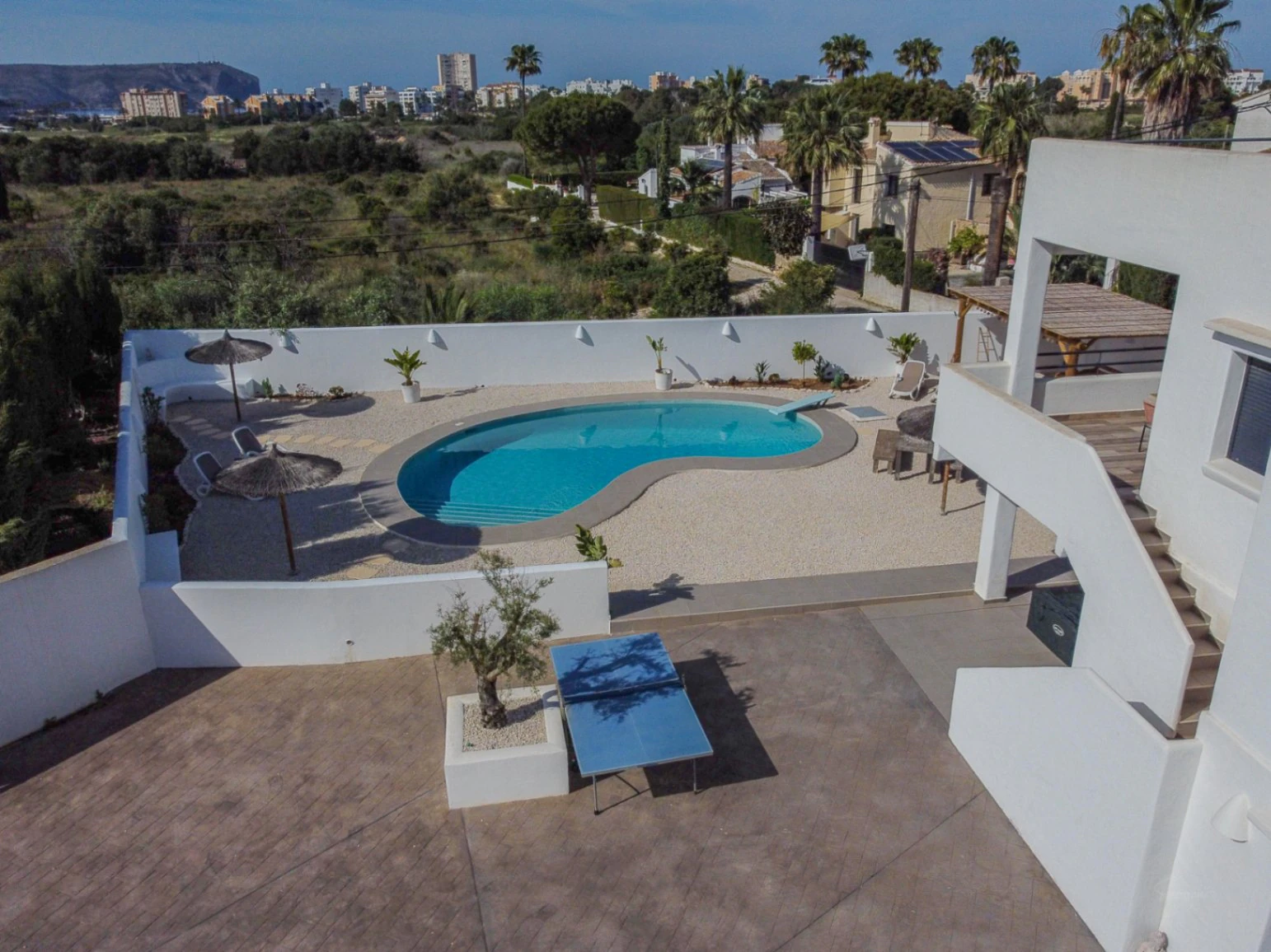 4878 - Exclusiva villa en el Arenal, de estilo ibicenco con alta rentabilidad demostrable
