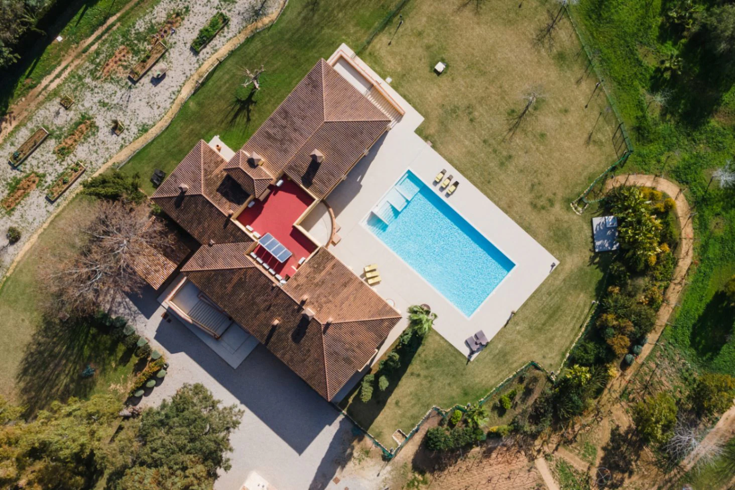 CR1039 - Exceptional luxury estate for sale, just minutes from Arenal beach in Javea, with a plot size of 28,000 m².