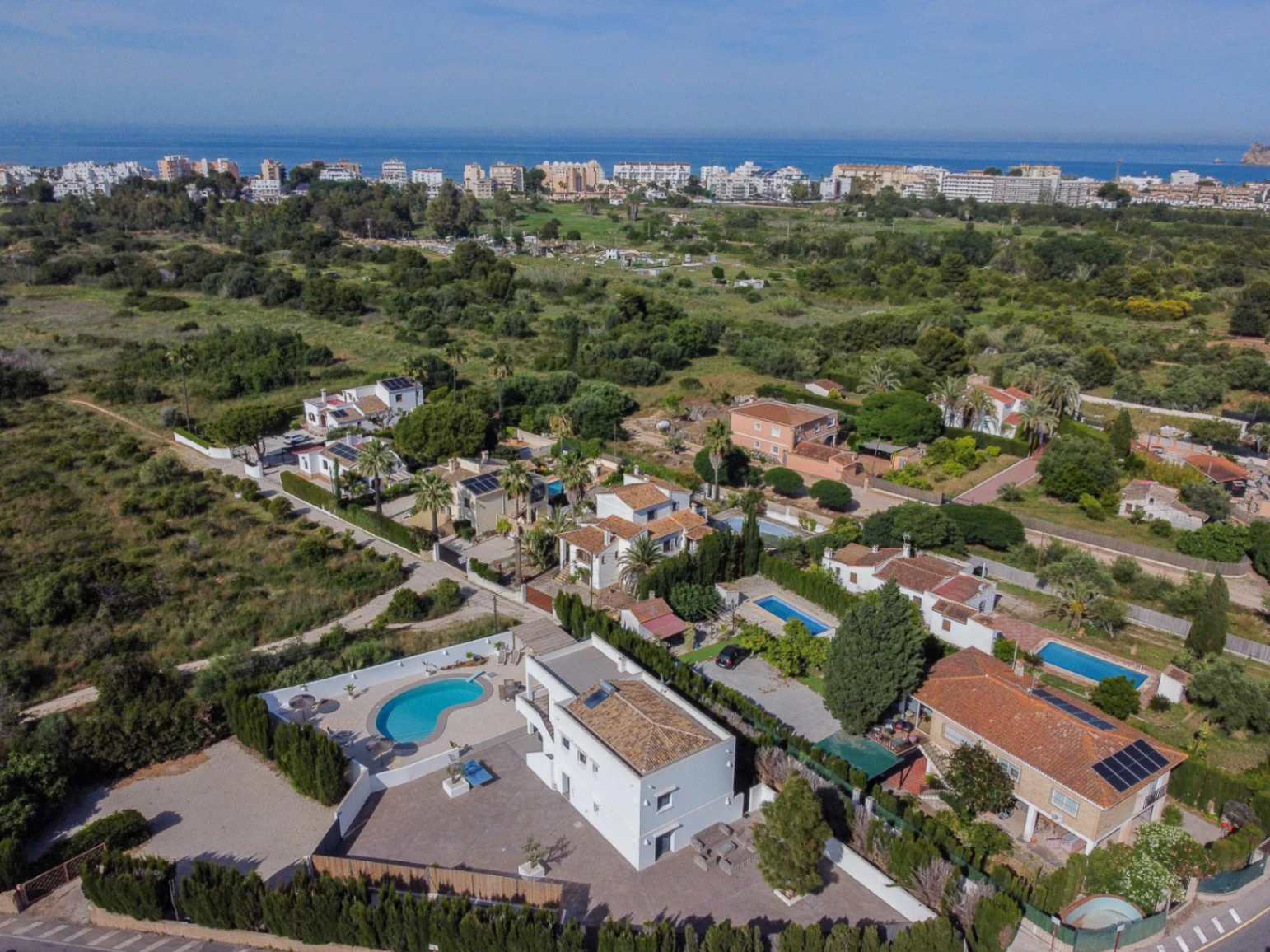 4878 - Exclusiva villa en el Arenal, de estilo ibicenco con alta rentabilidad demostrable