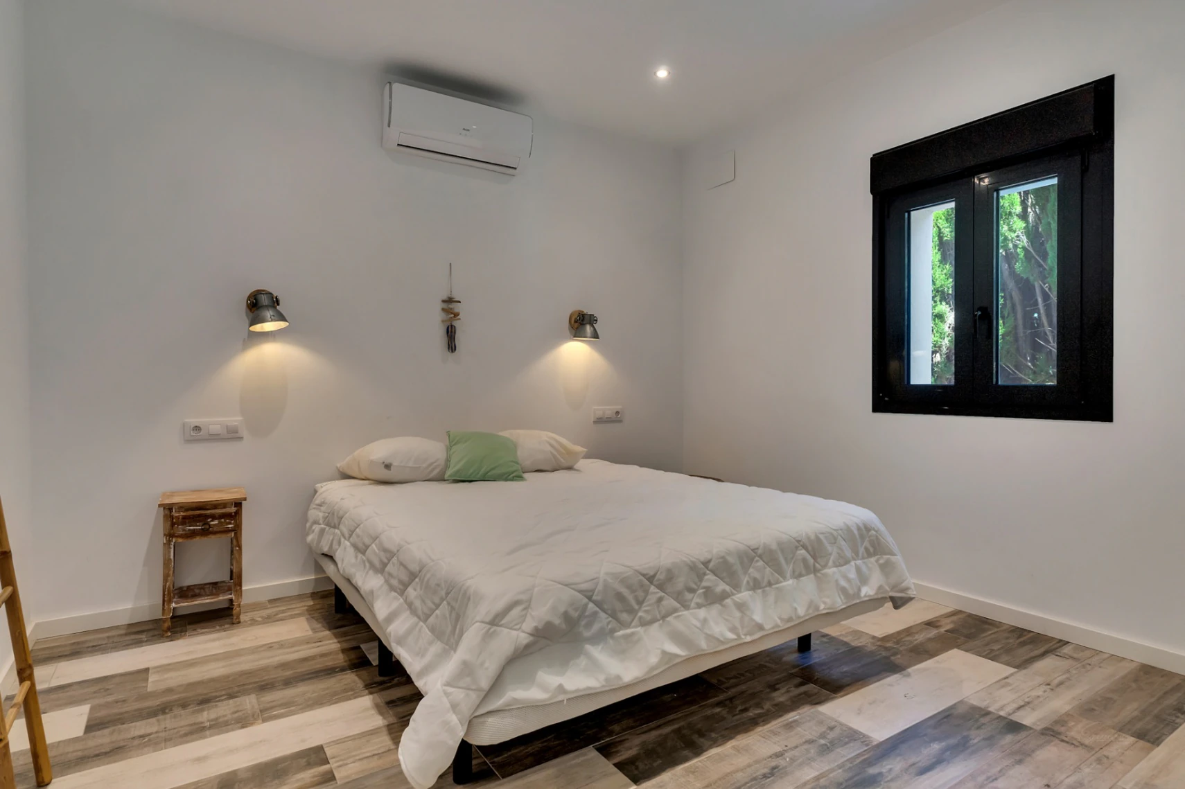 4878 - Exclusiva villa en el Arenal, de estilo ibicenco con alta rentabilidad demostrable