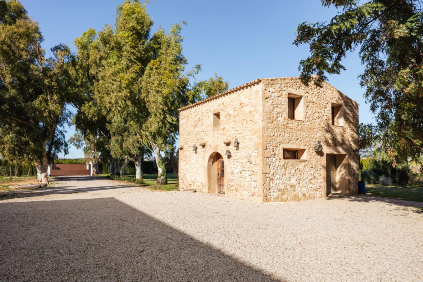 CR1039 - Exceptional luxury estate for sale, just minutes from Arenal beach in Javea, with a plot size of 28,000 m².