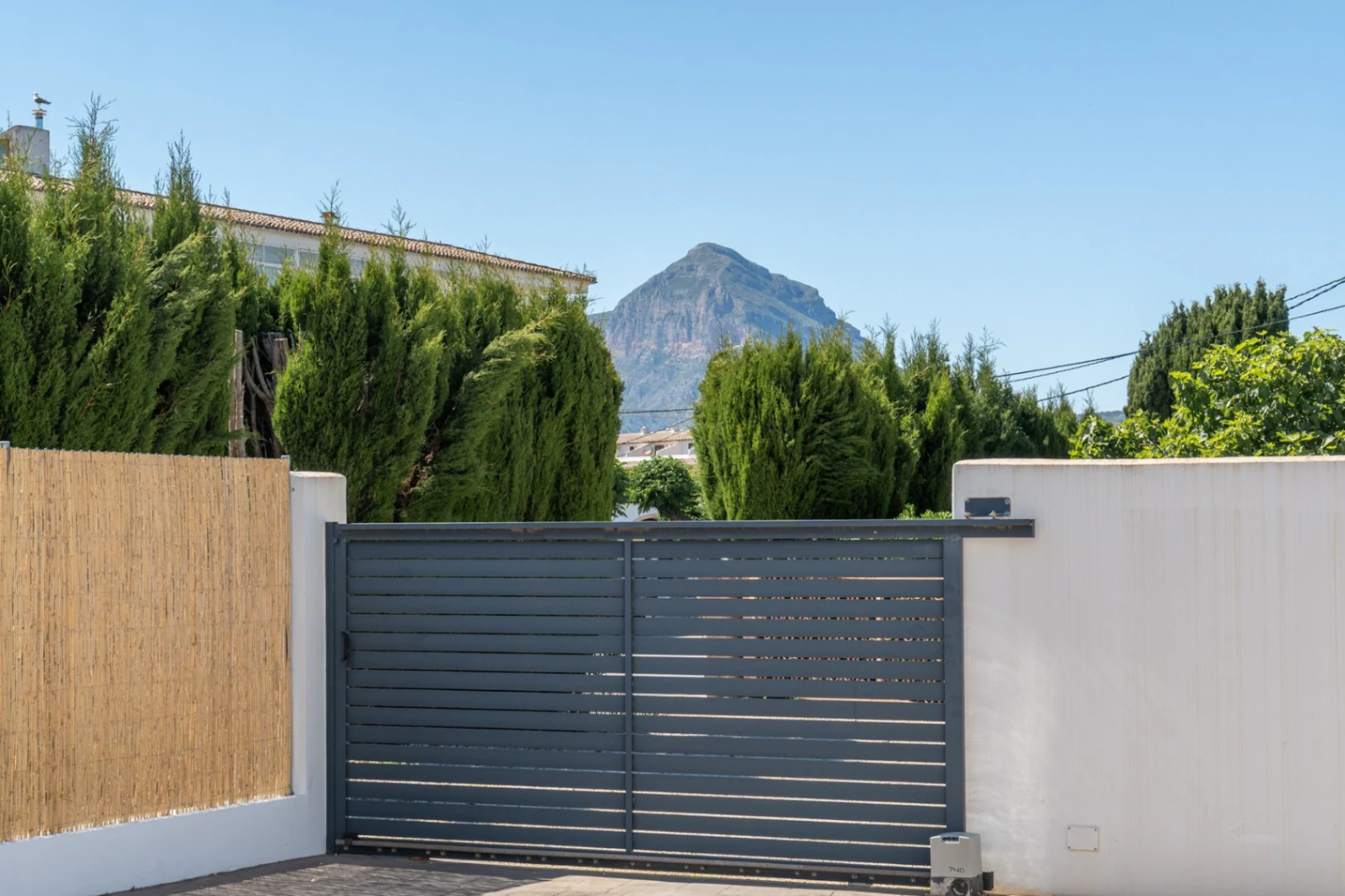 4878 - Exclusiva villa en el Arenal, de estilo ibicenco con alta rentabilidad demostrable