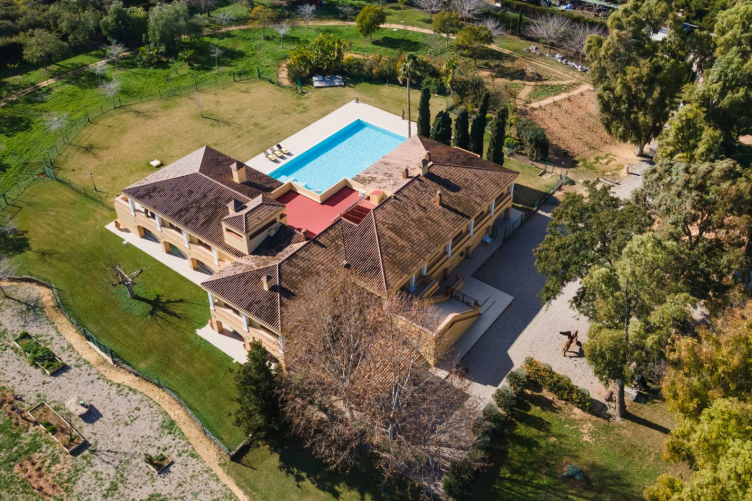 CR1039 - Exceptional luxury estate for sale, just minutes from Arenal beach in Javea, with a plot size of 28,000 m².