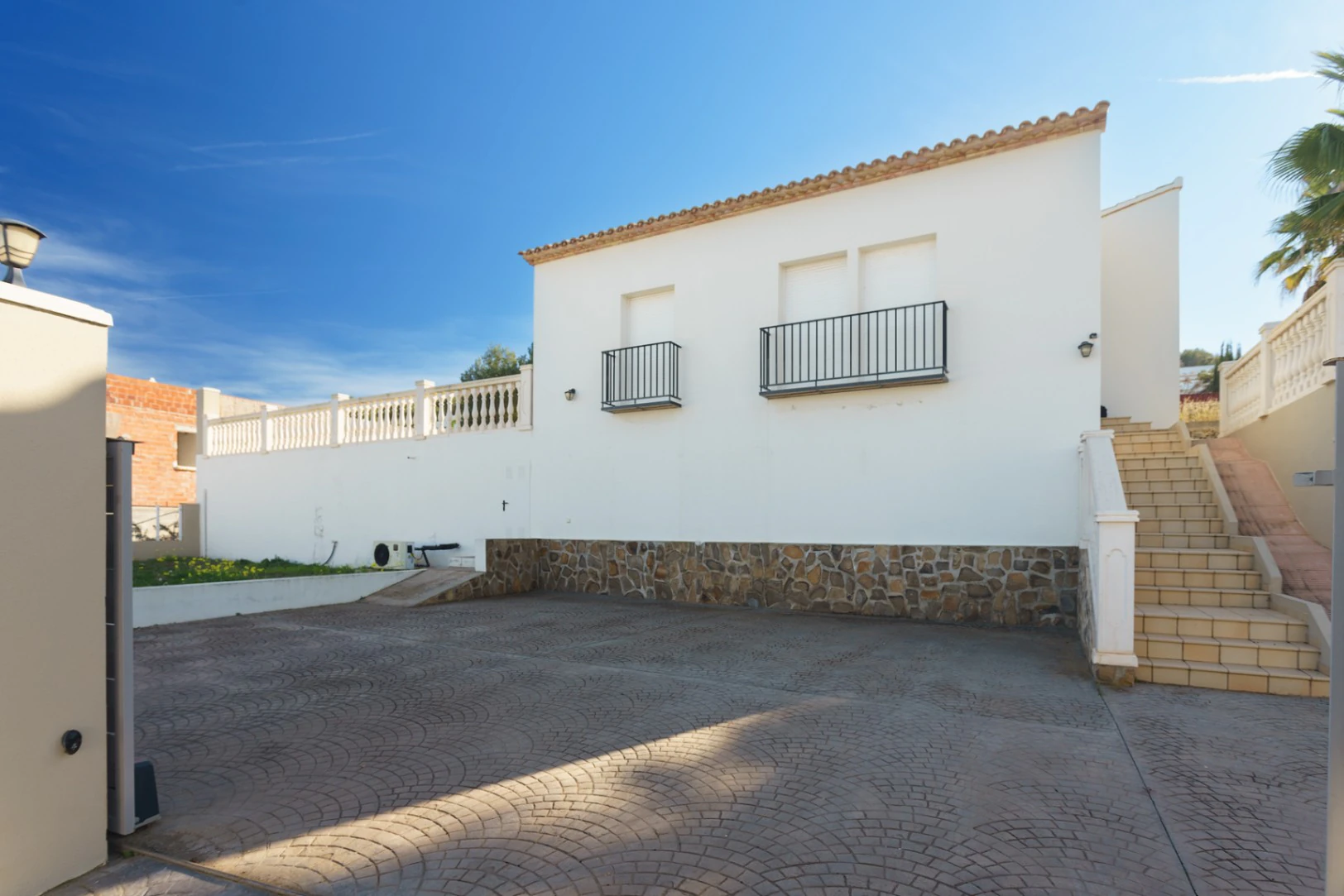 CRAL482879 - Property Title for Sale