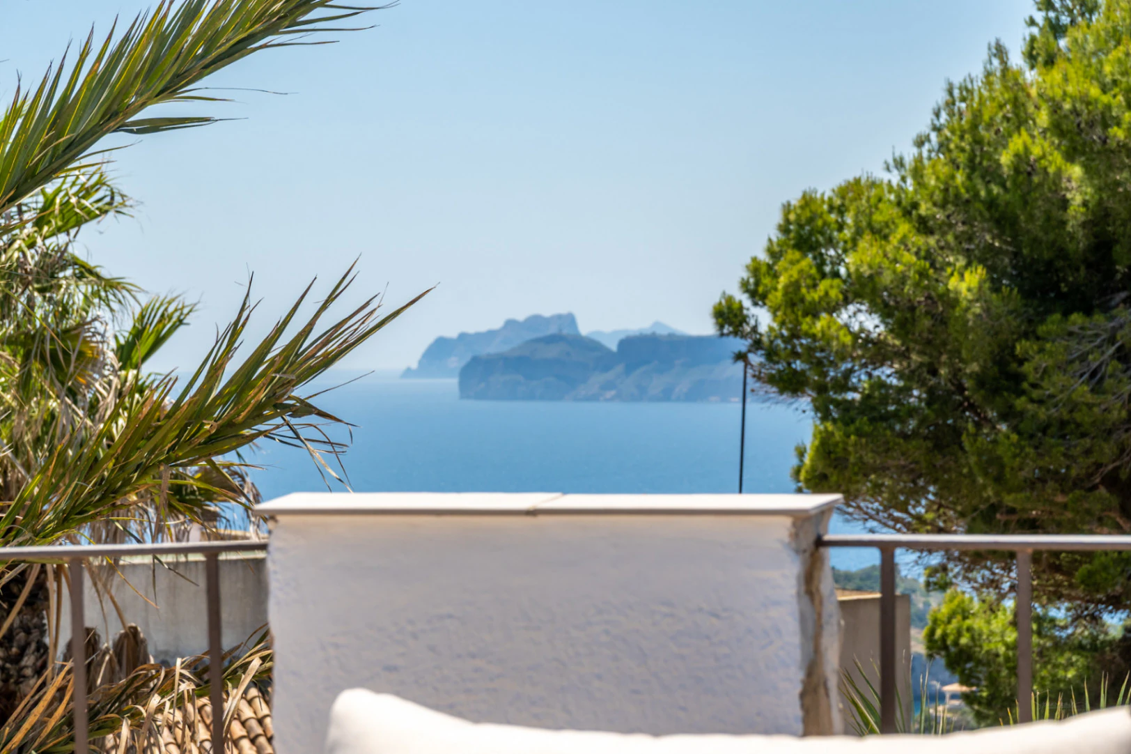 Propriété exclusive dans une zone calme avec vues panoramiques sur la mer.