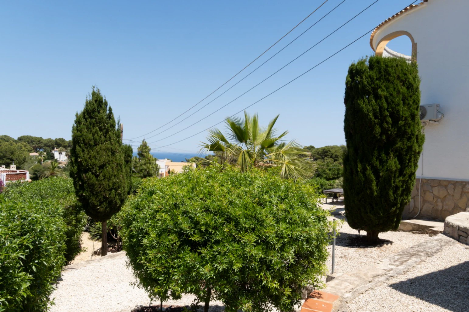 Propriété exclusive dans une zone calme avec vues panoramiques sur la mer.