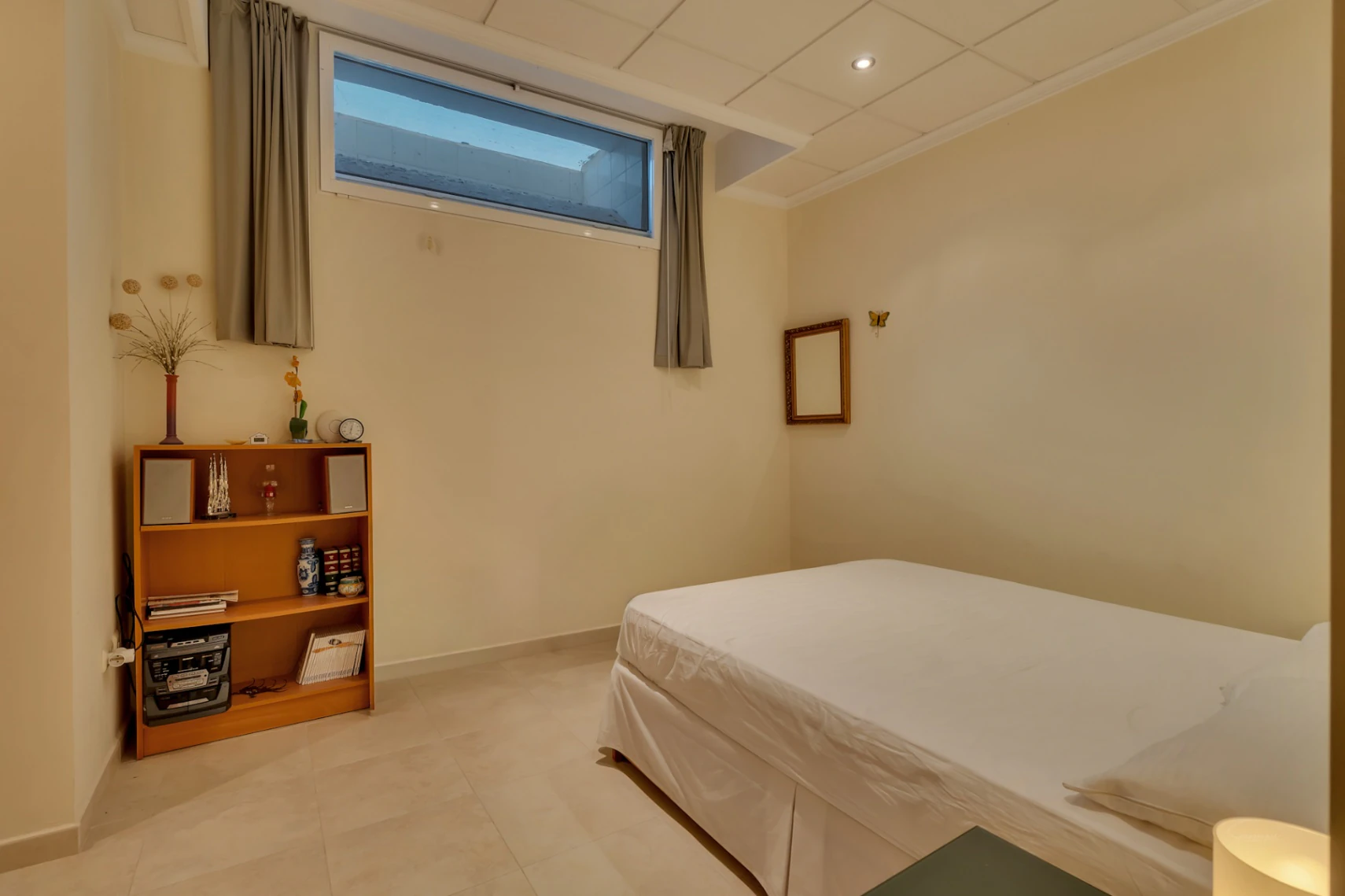 4837 - Apartamento de 5 habitaciones con gran jardin ubicado en una zona privilegiada de Jávea