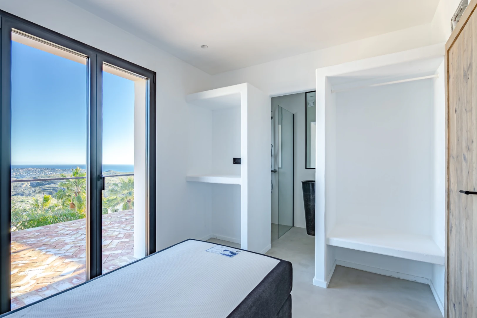 CR080266 - VILLA DE  NUEVA CONSTRUCCIÓN 2025 EN CUMBRES DEL SOL
