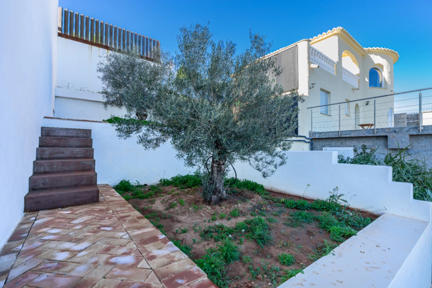 CR080266 - VILLA DE  NUEVA CONSTRUCCIÓN 2025 EN CUMBRES DEL SOL