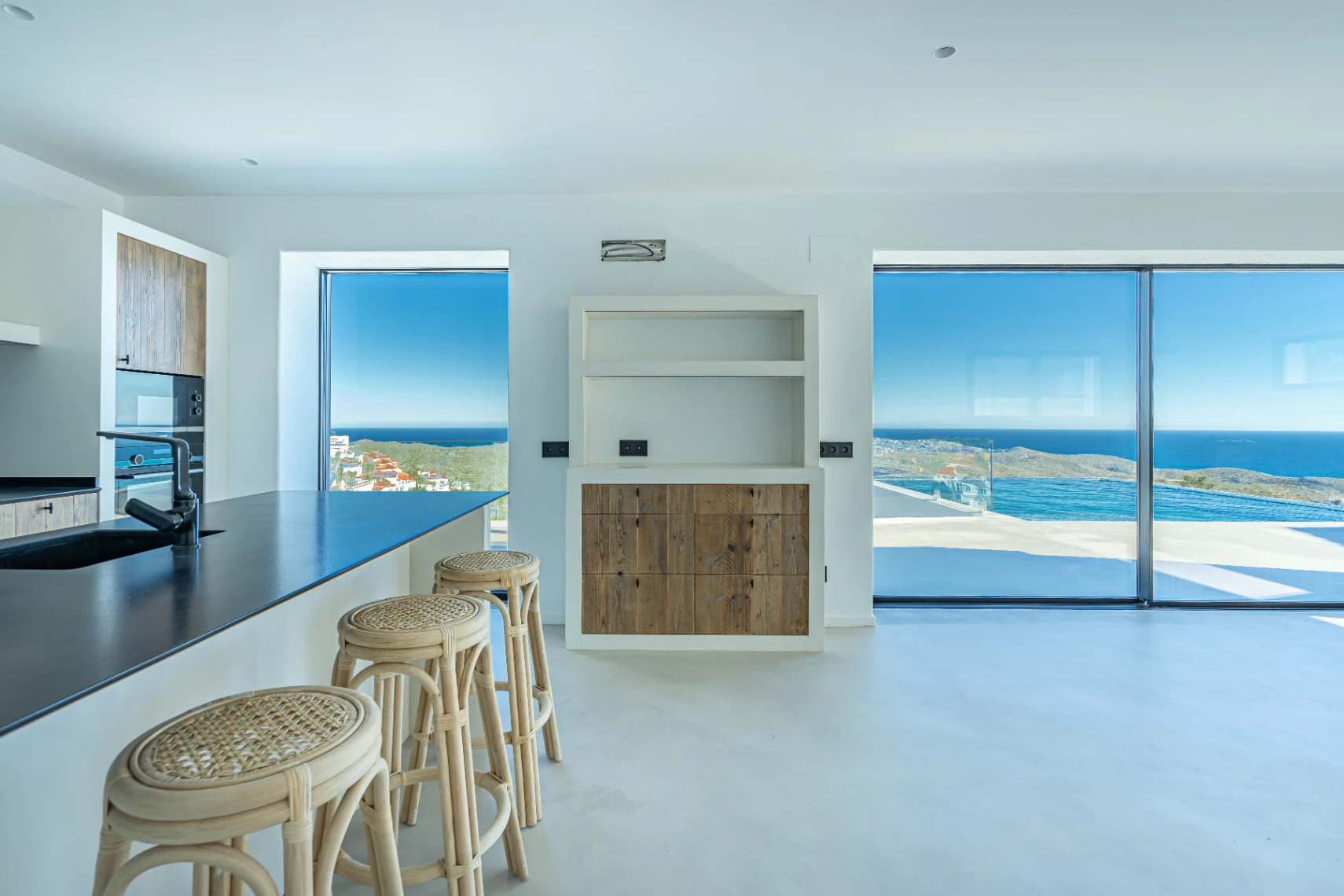 CR080266 - VILLA DE  NUEVA CONSTRUCCIÓN 2025 EN CUMBRES DEL SOL