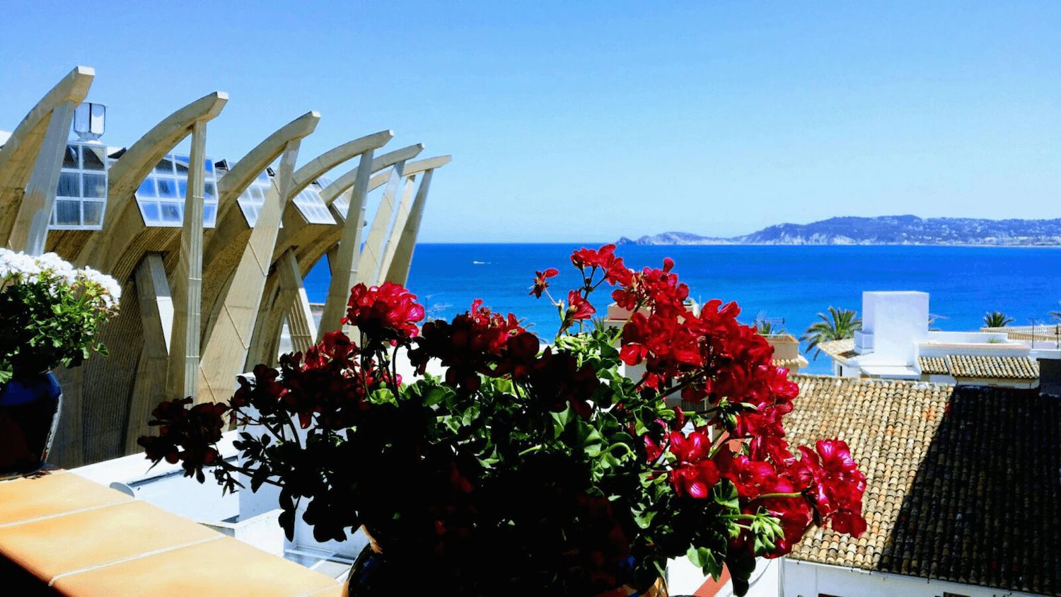 CR243909 - EXCLUSIVA CASA EN EL PUERTO DE JÁVEA CON VISTAS AL MAR.