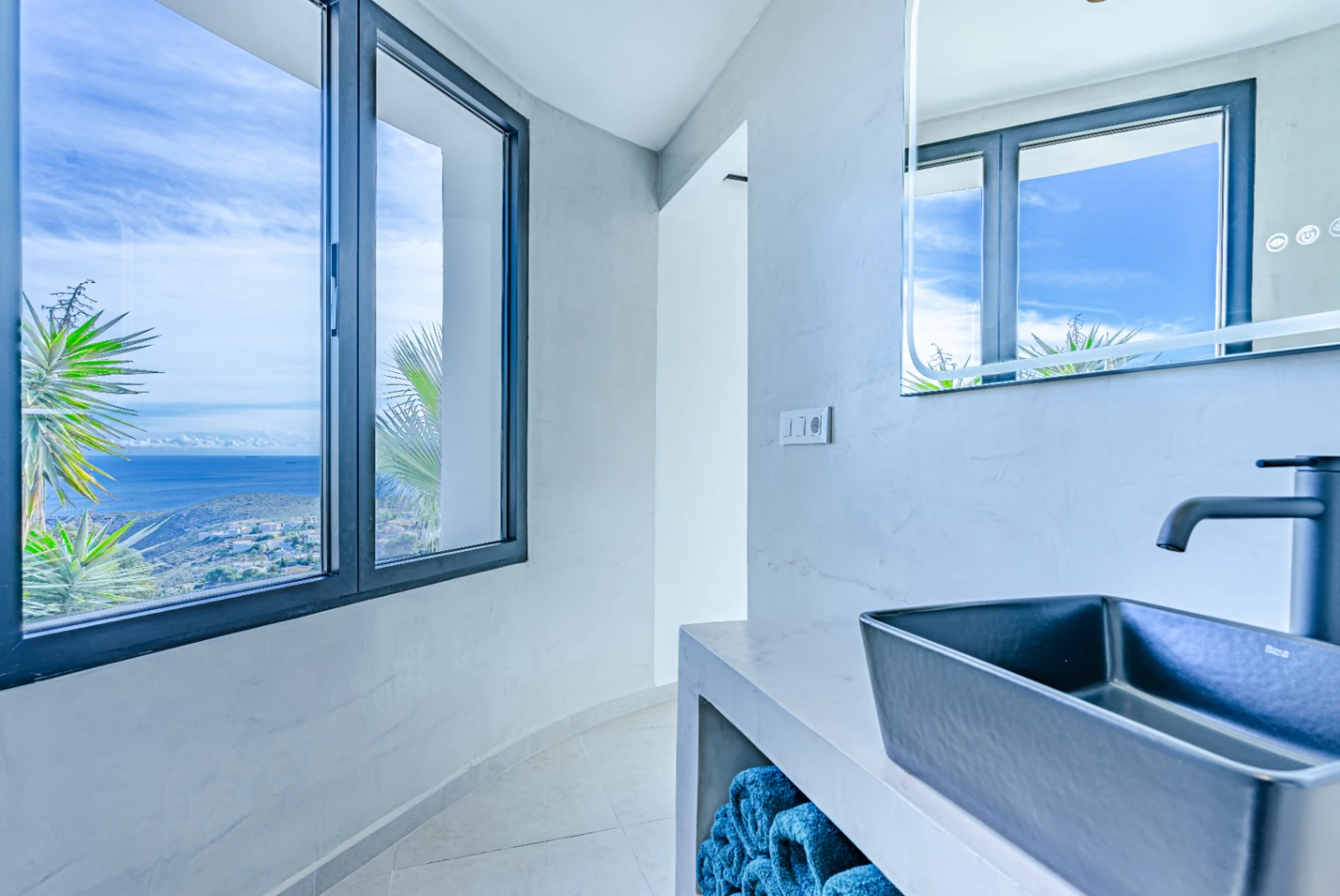 CR866550 - VILLA CON VISTAS PANORÁMICAS AL MAR  EN CUMBRES DEL SOL