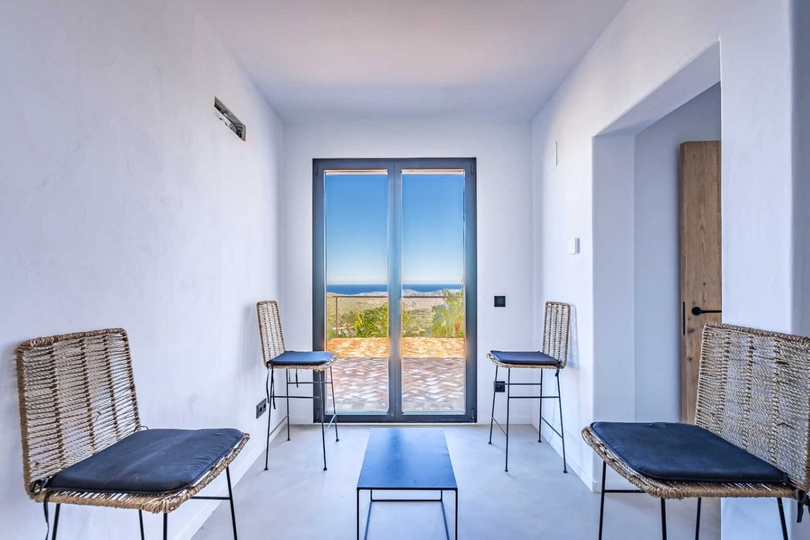 CR080266 - VILLA DE  NUEVA CONSTRUCCIÓN 2025 EN CUMBRES DEL SOL