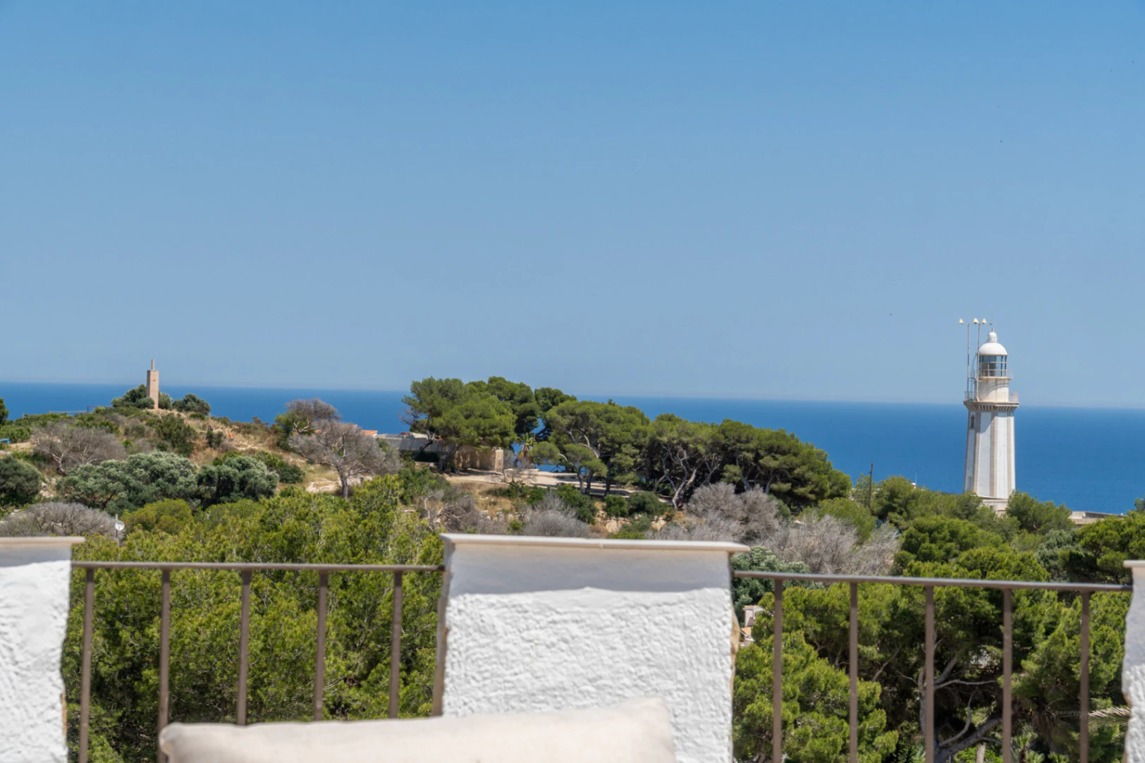 4883 - Excepcional propiedad en una exclusiva zona con vistas panoramicas al mar