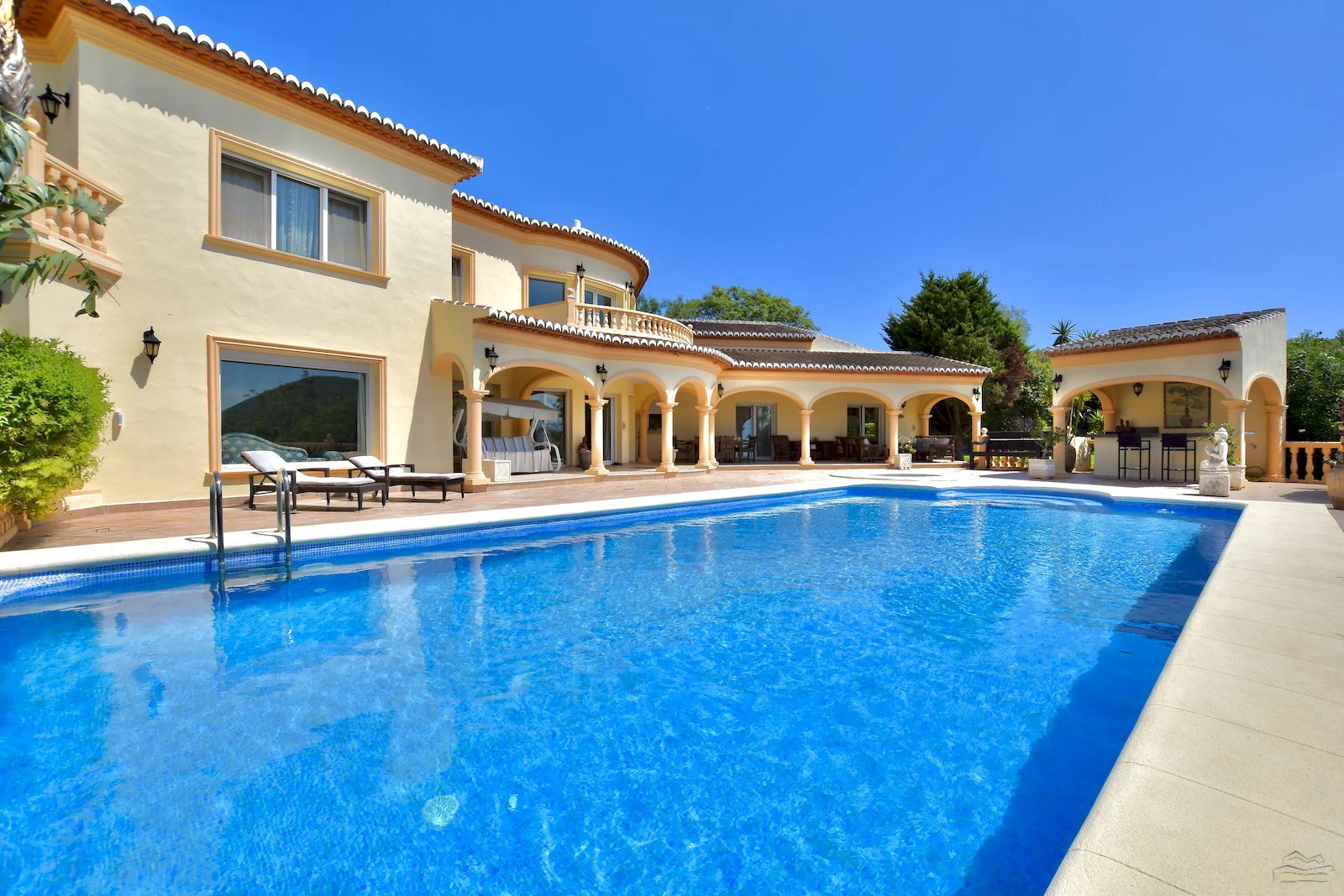 CR324283 - Chalet/Villa en venta en Javea/xabia