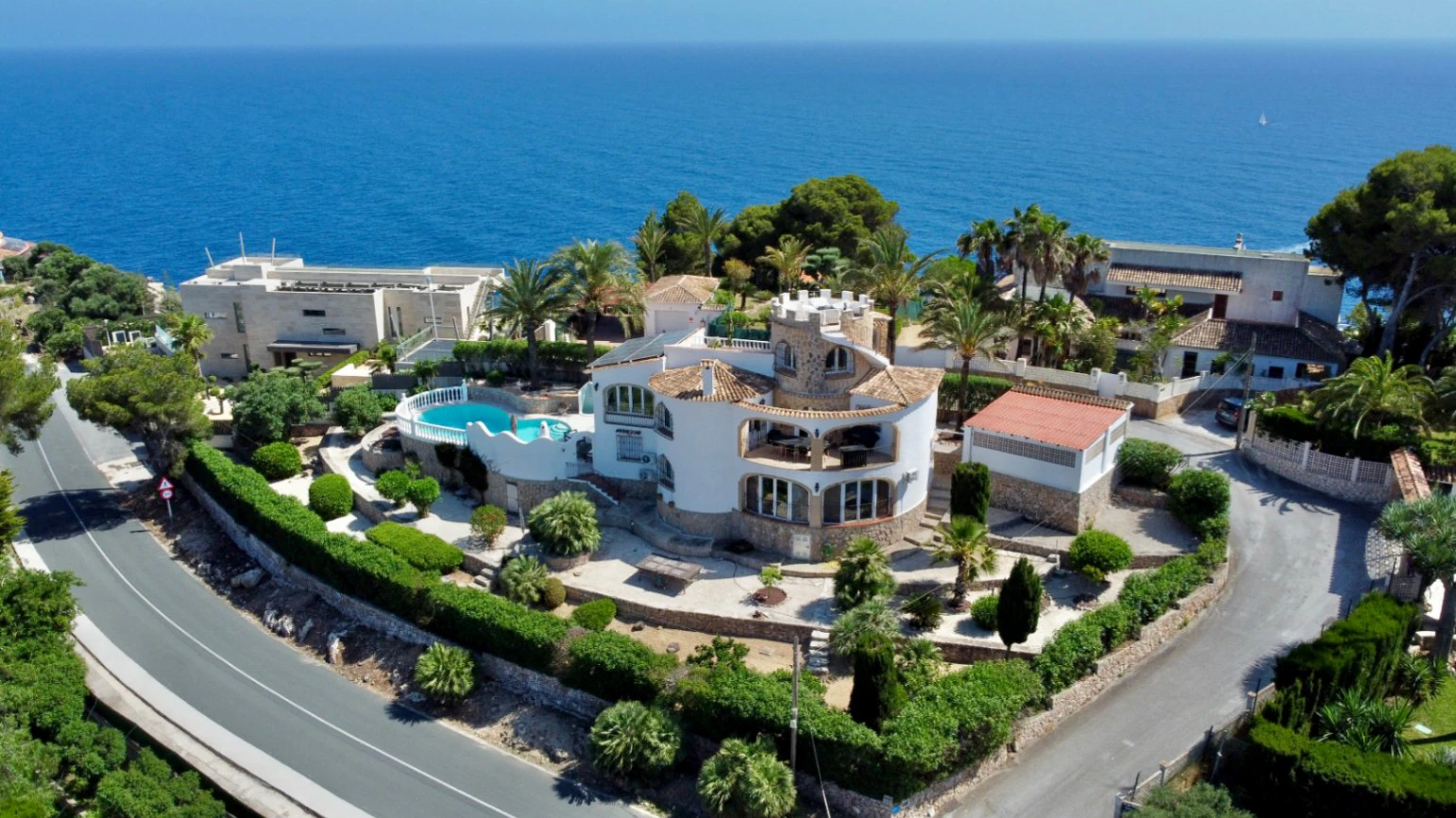 4883 - Excepcional propiedad en una exclusiva zona con vistas panoramicas al mar