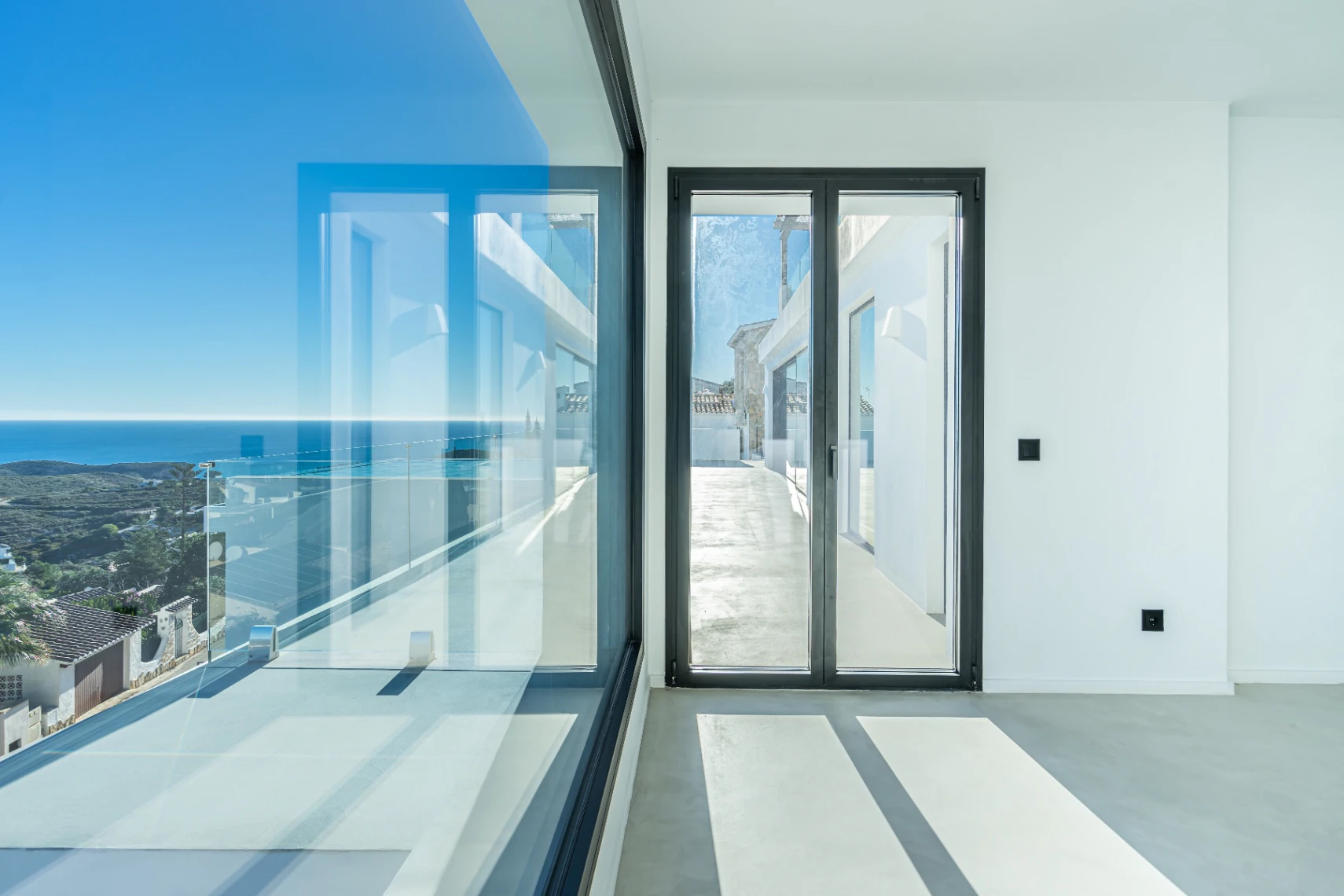 CR080266 - VILLA DE  NUEVA CONSTRUCCIÓN 2025 EN CUMBRES DEL SOL