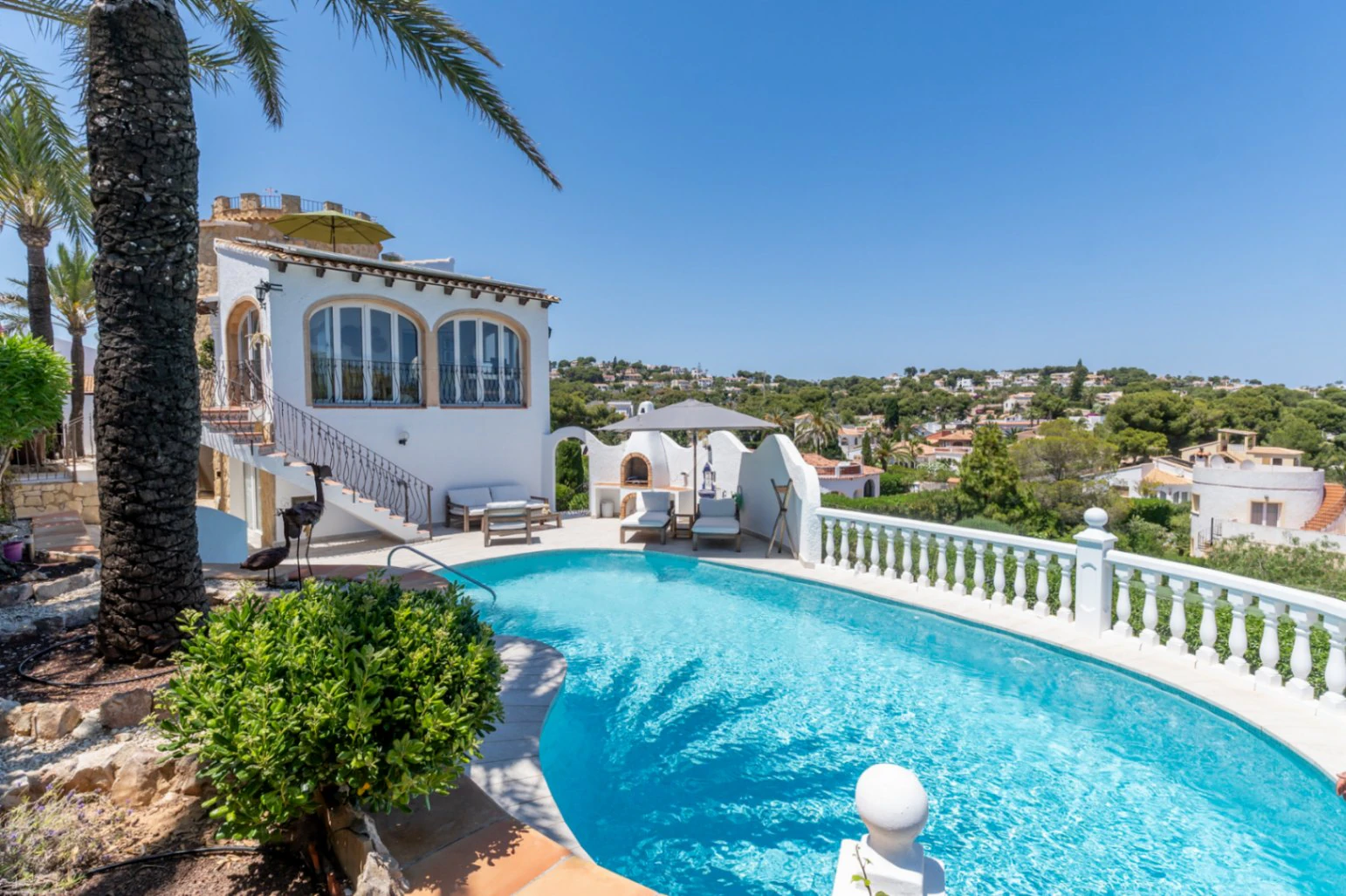 4883 - Excepcional propiedad en una exclusiva zona con vistas panoramicas al mar