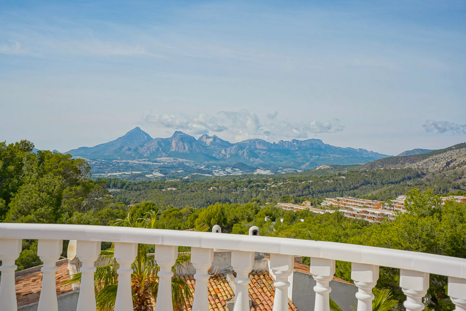 C3XY4484ALT - C3XY4484ALT Belle villa traditionnelle située à Alhama Springs, Altea