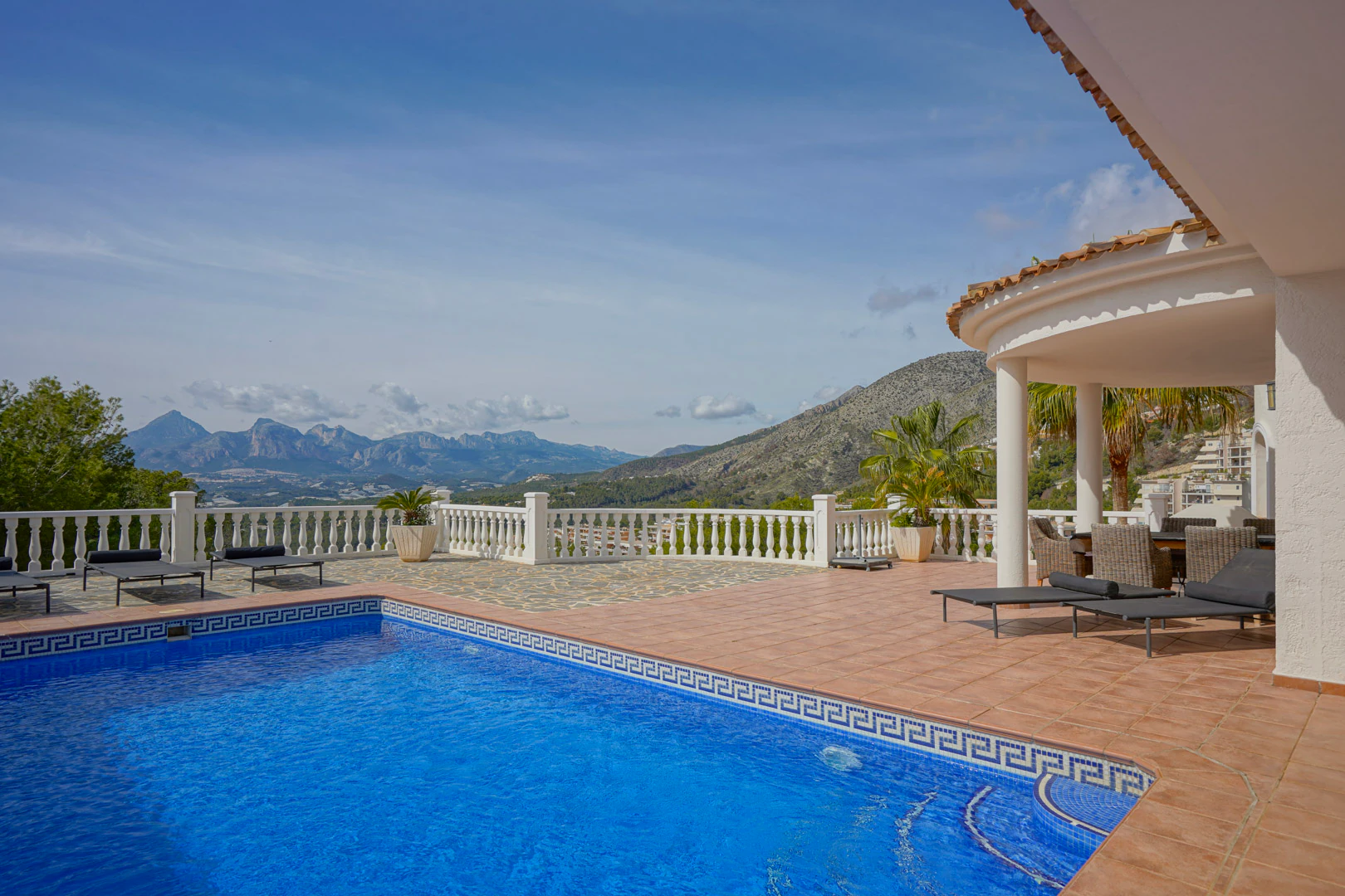 C3XY4484ALT - C3XY4484ALT Belle villa traditionnelle située à Alhama Springs, Altea