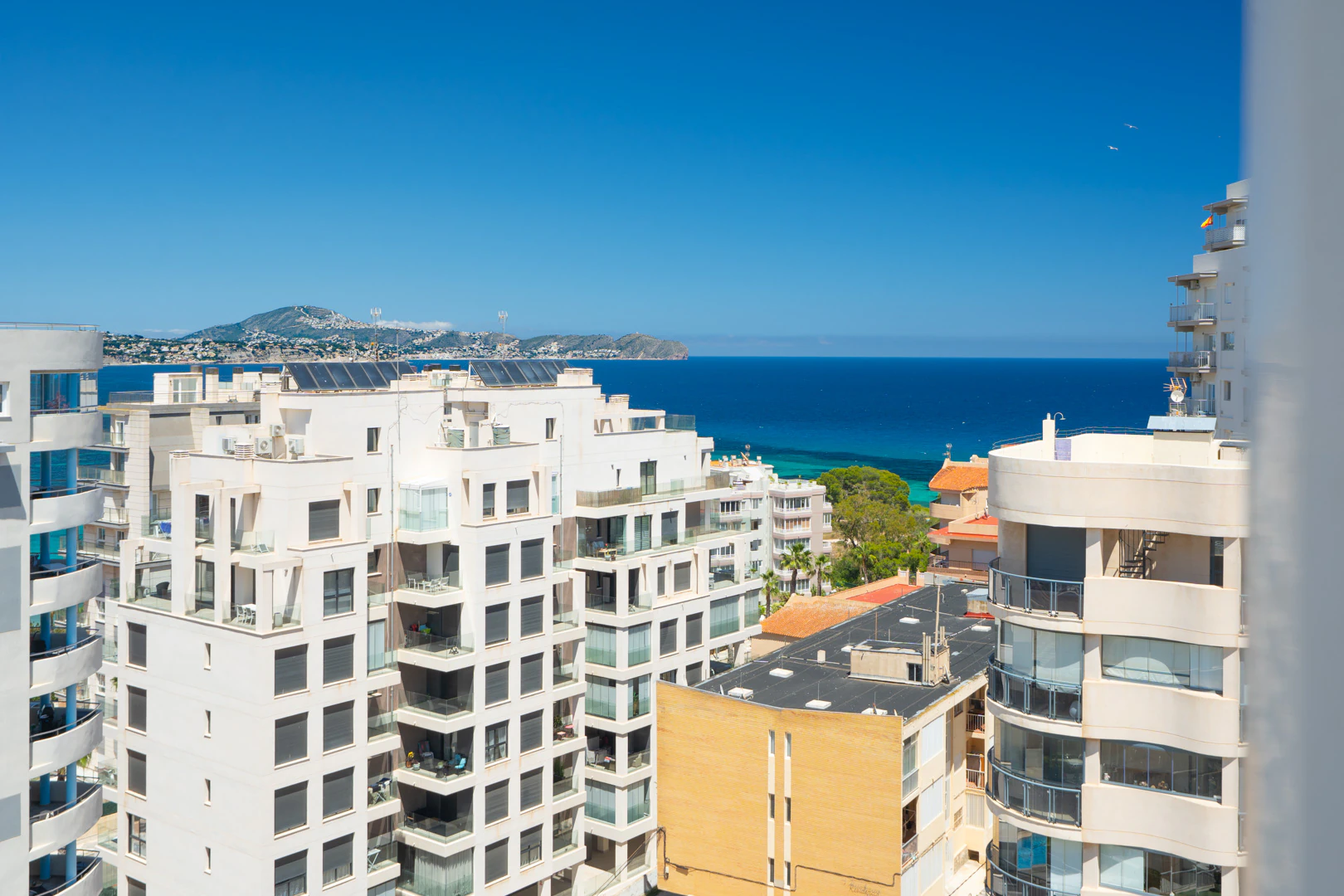 C4XY4657CAL - C4XY45657CAL Dos áticos contiguos en primera línea con vistas panorámicas al mar y posibilidad de unión en venta en Calpe.