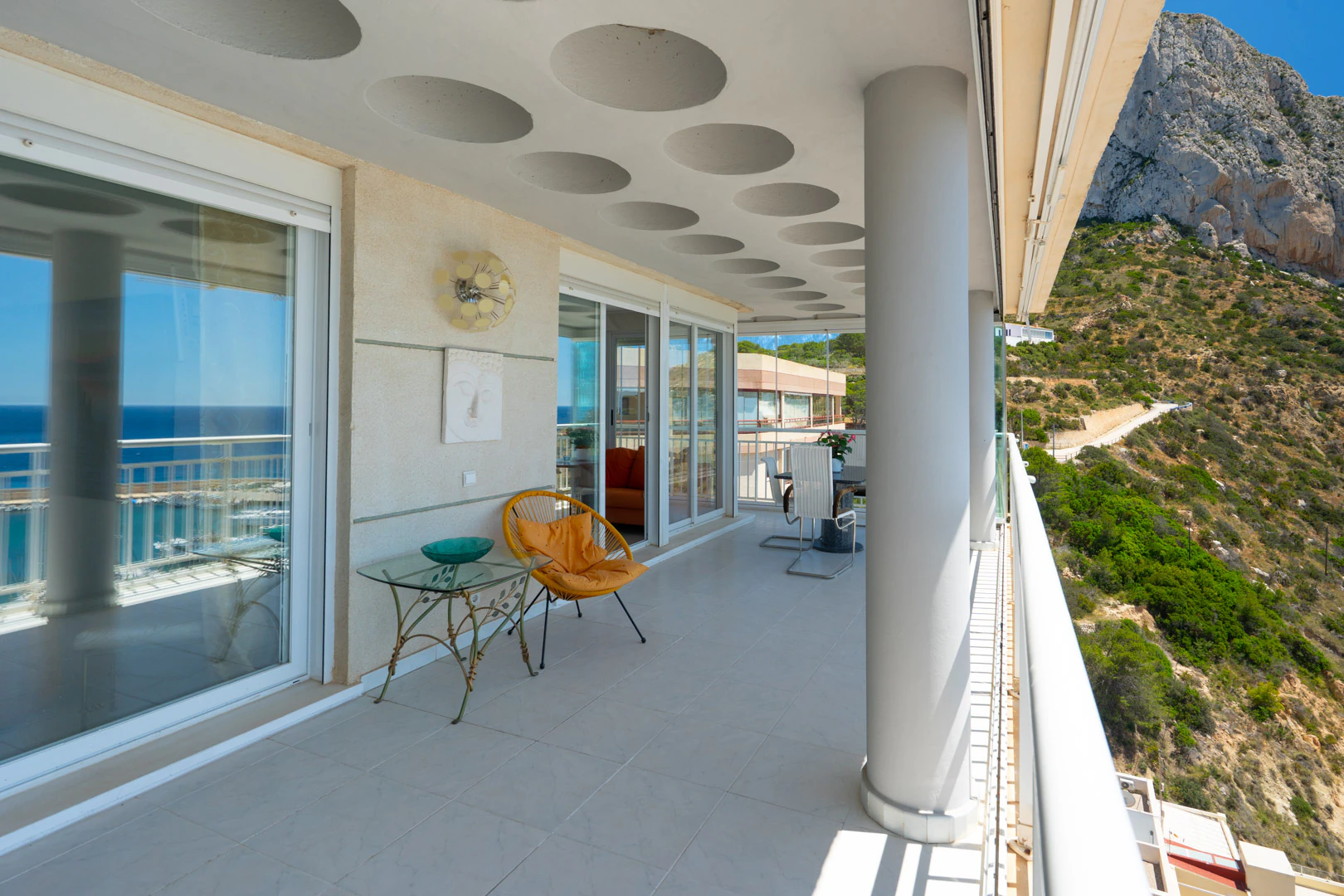 C4XY4657CAL - C4XY45657CAL Dos áticos contiguos en primera línea con vistas panorámicas al mar y posibilidad de unión en venta en Calpe.