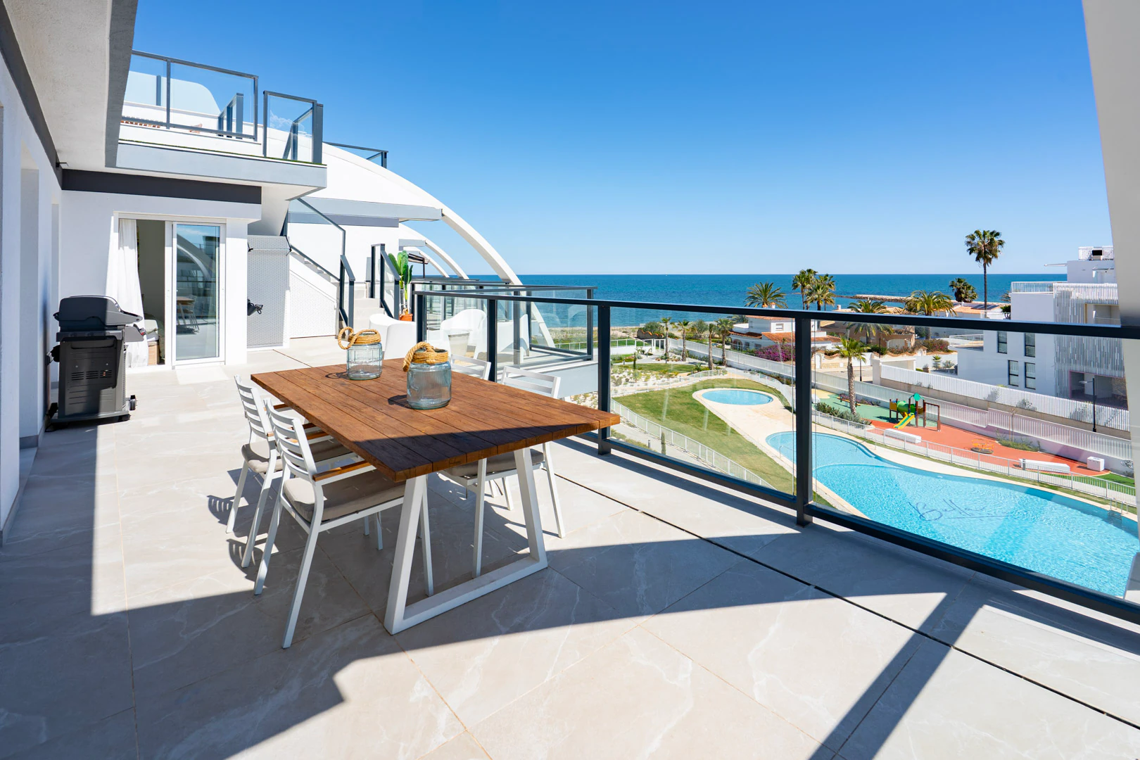 4502DEN - 4502DEN Fantástico ático moderno en primera línea de playa en venta en Denia